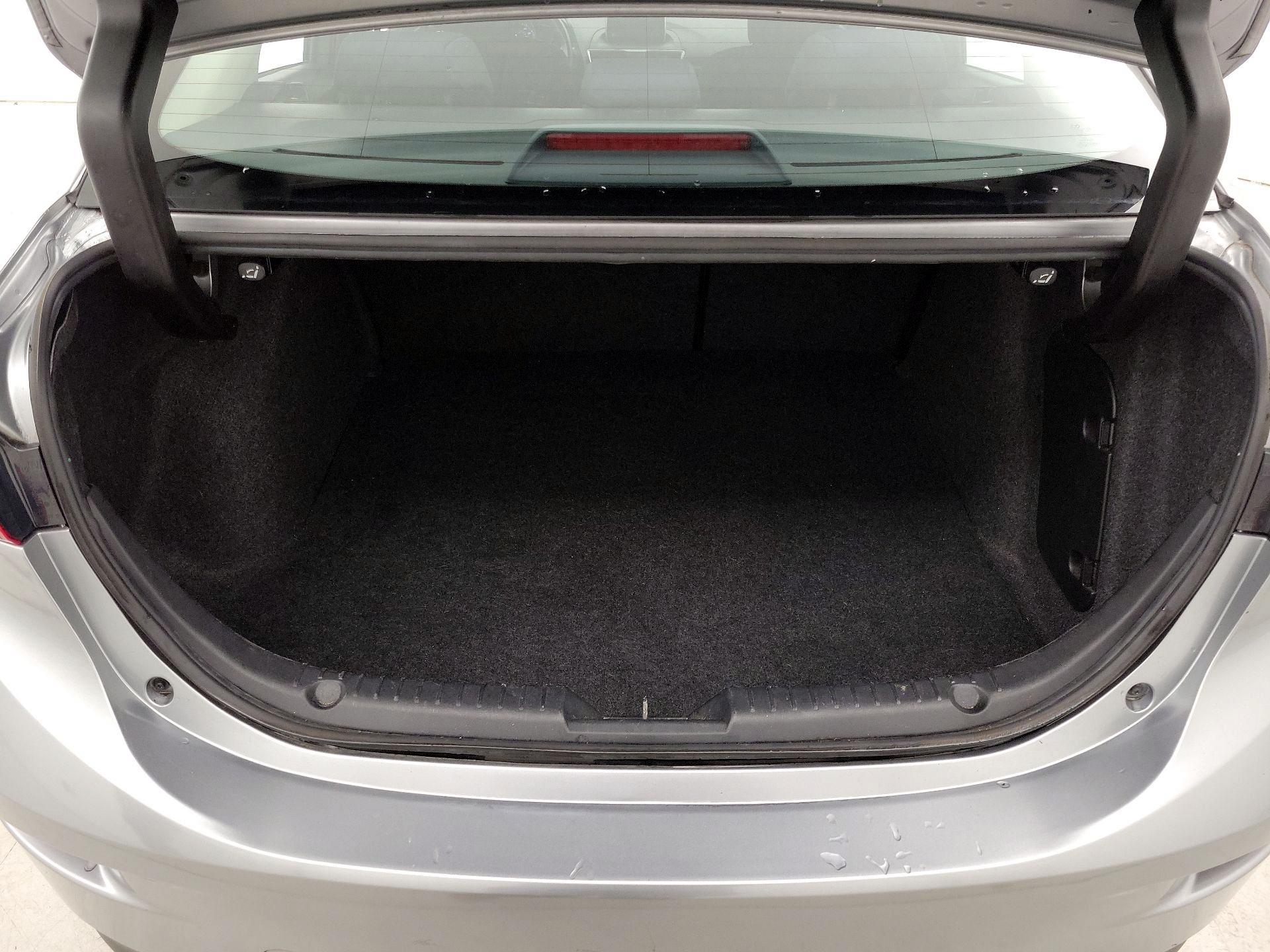 Thumbnail: 2016 Mazda Mazda3 - 20