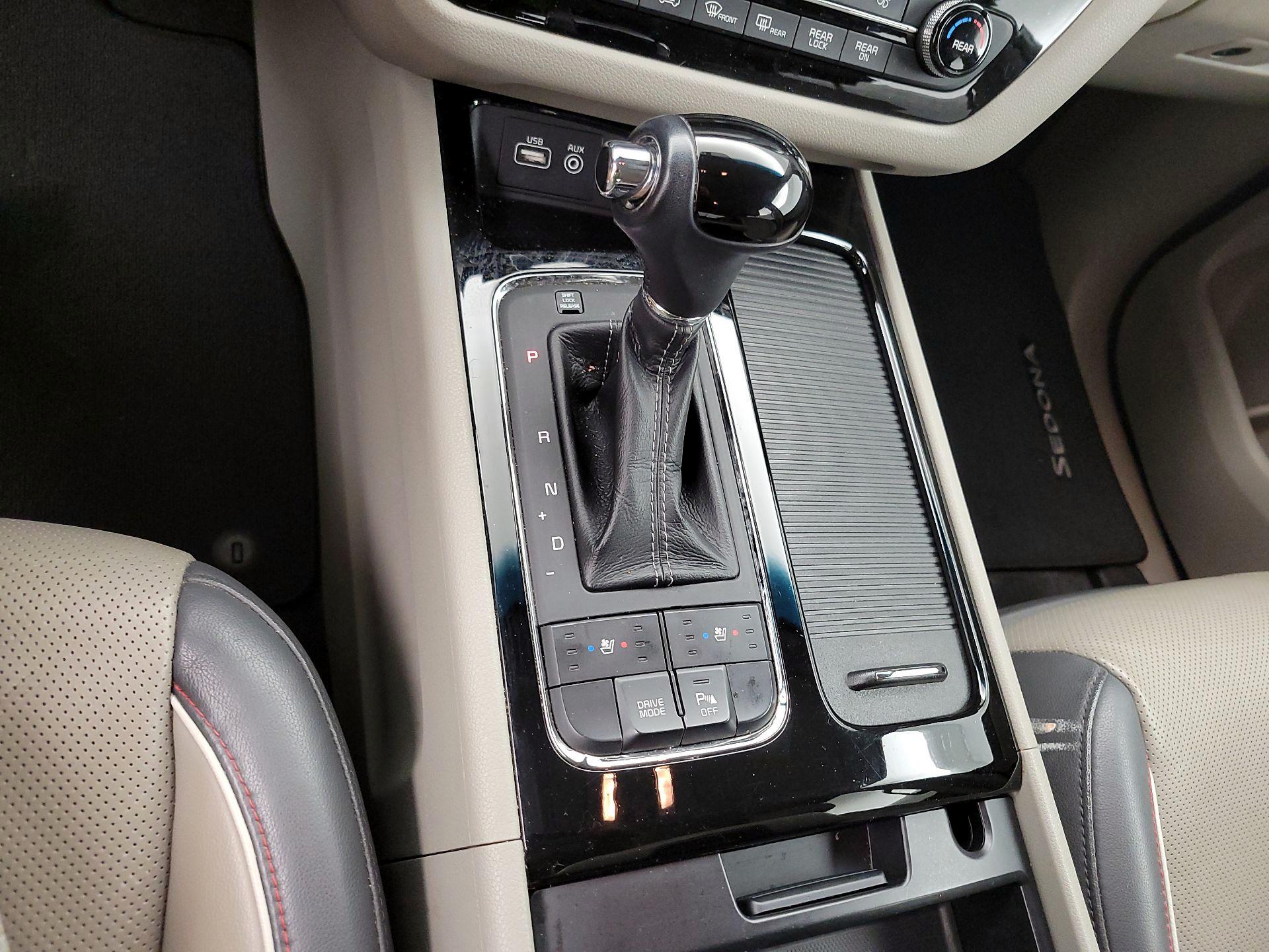 Thumbnail: 2016 Kia Sedona - 18