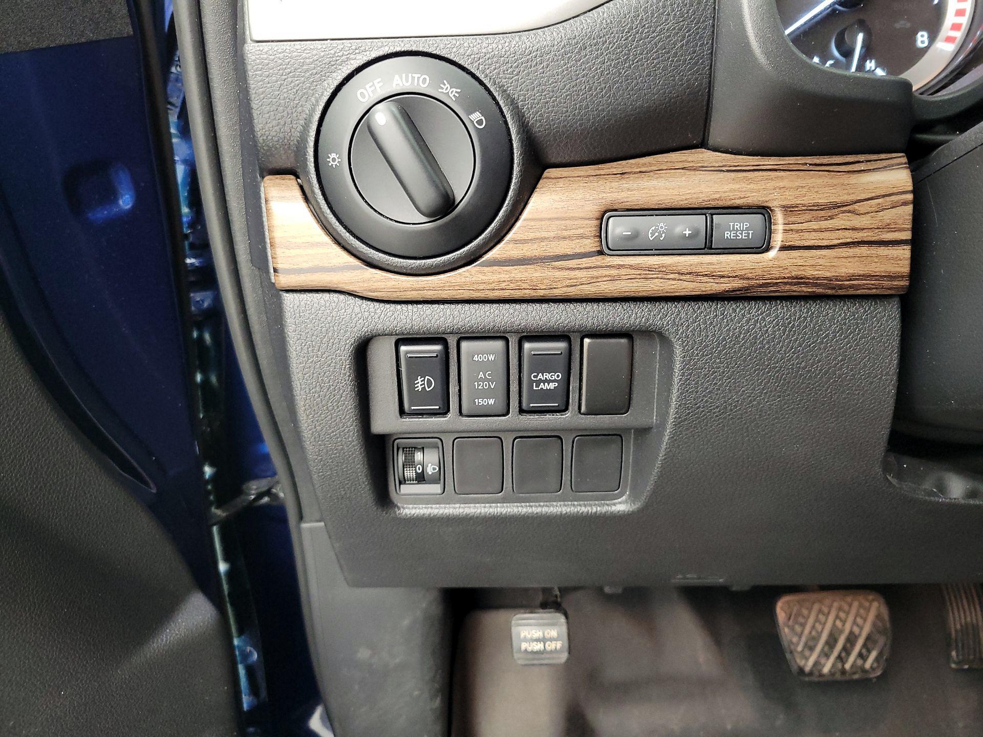 Thumbnail: 2019 Nissan Titan - 13