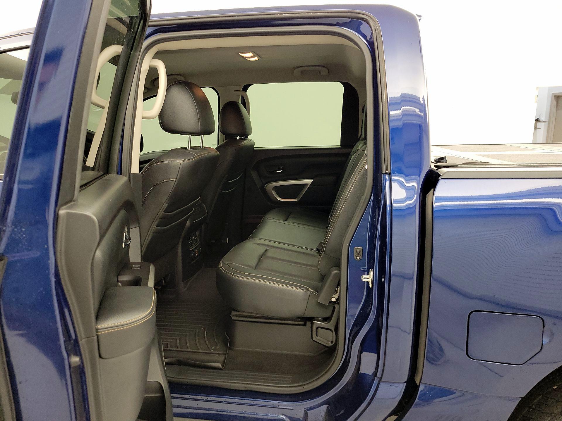 Thumbnail: 2019 Nissan Titan - 20