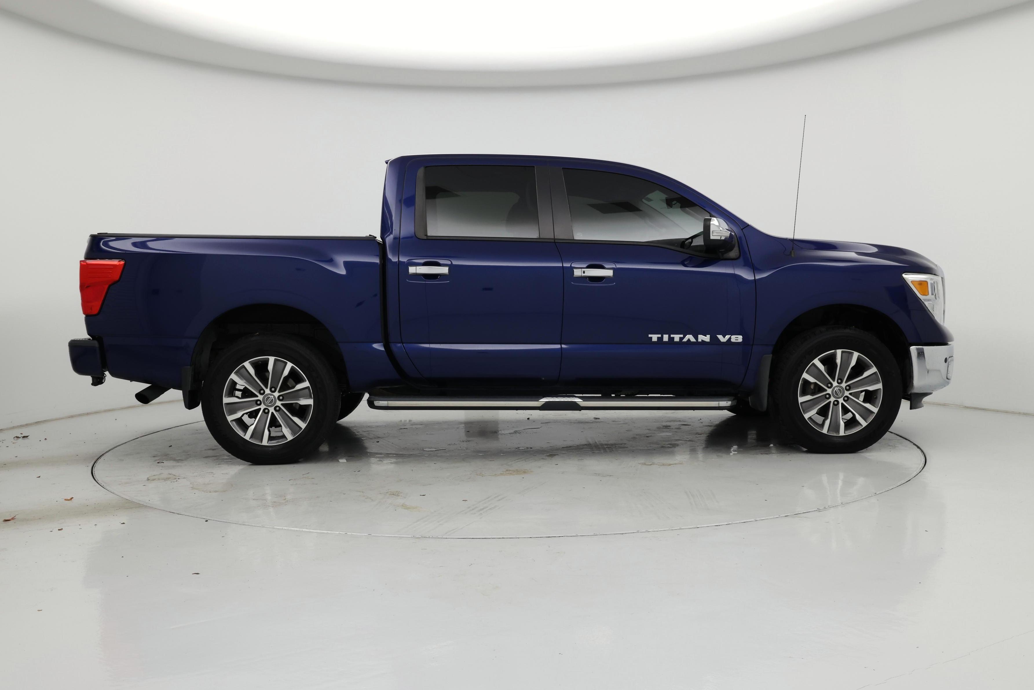 Thumbnail: 2019 Nissan Titan - 7