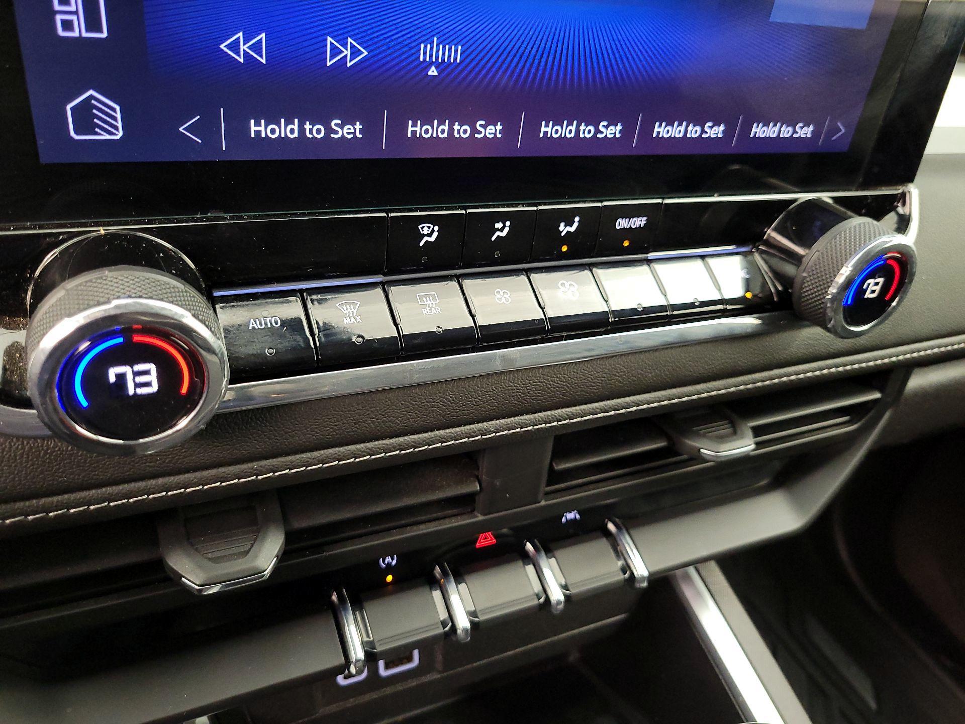 Thumbnail: 2024 Chevrolet Colorado - 16