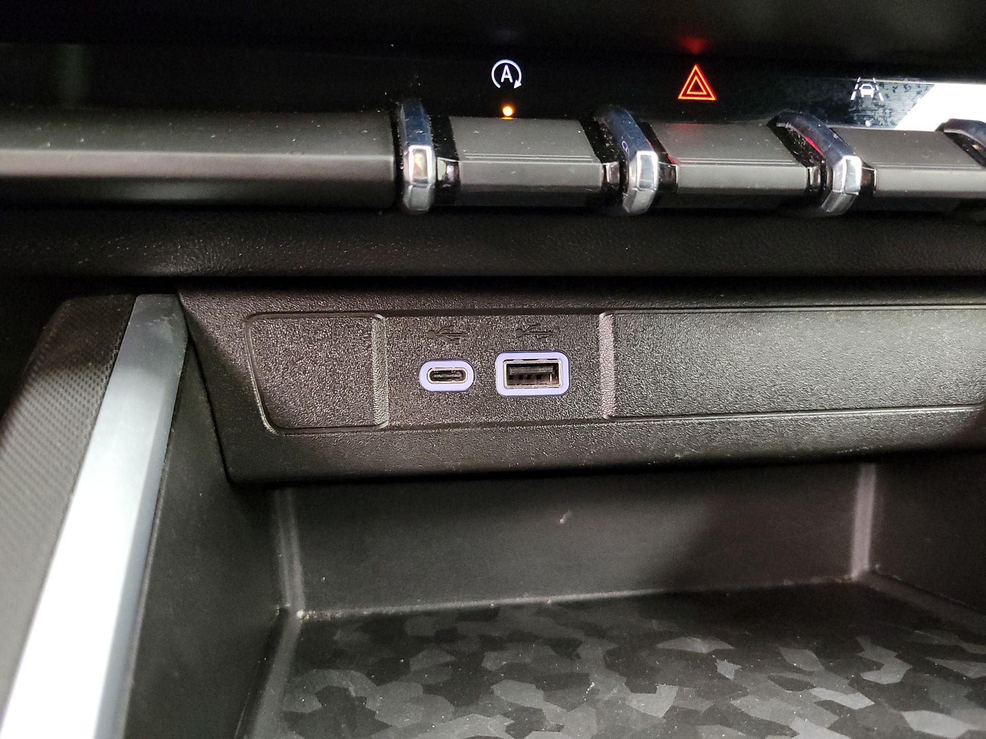 Thumbnail: 2024 Chevrolet Colorado - 18