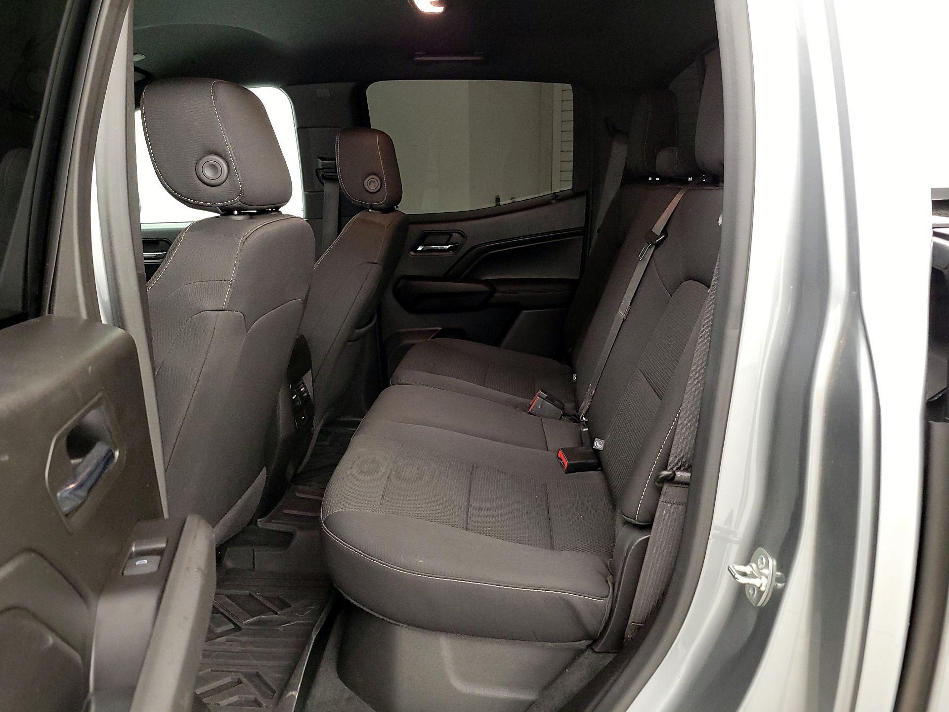 Thumbnail: 2024 Chevrolet Colorado - 19