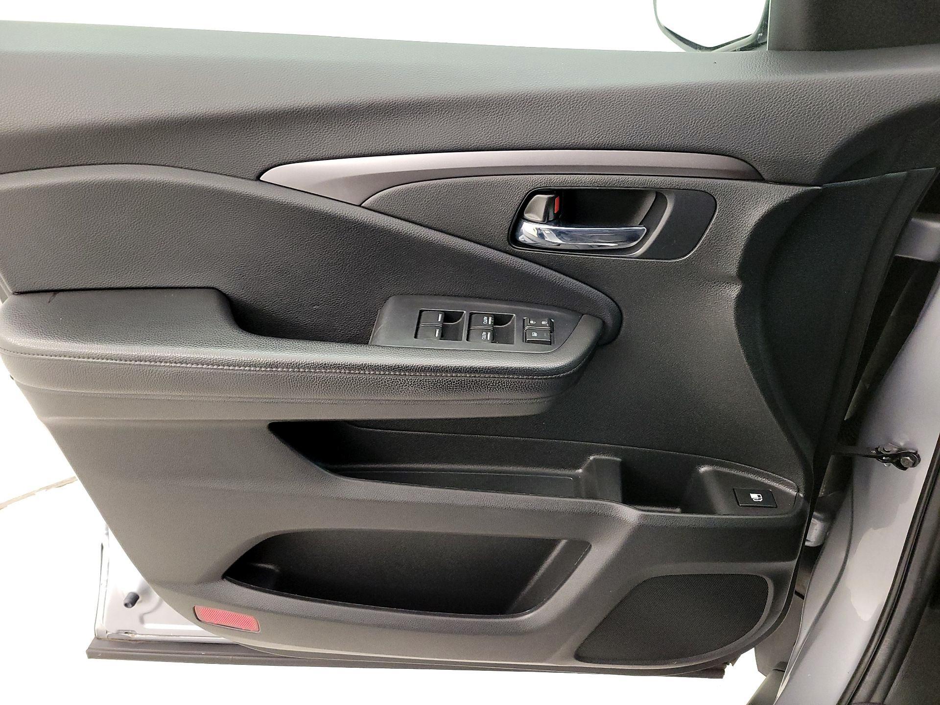 Thumbnail: 2021 Honda Passport - 12