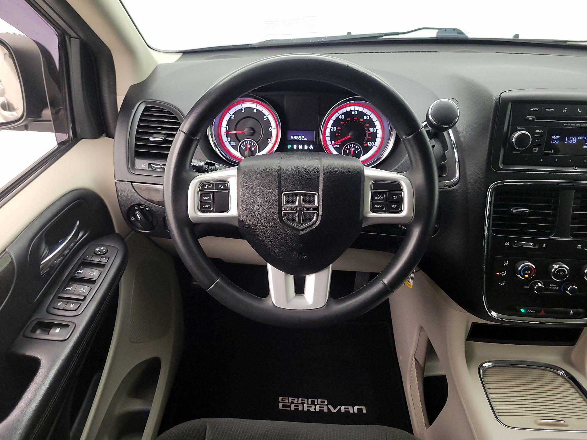 Thumbnail: 2016 Dodge Grand Caravan - 10