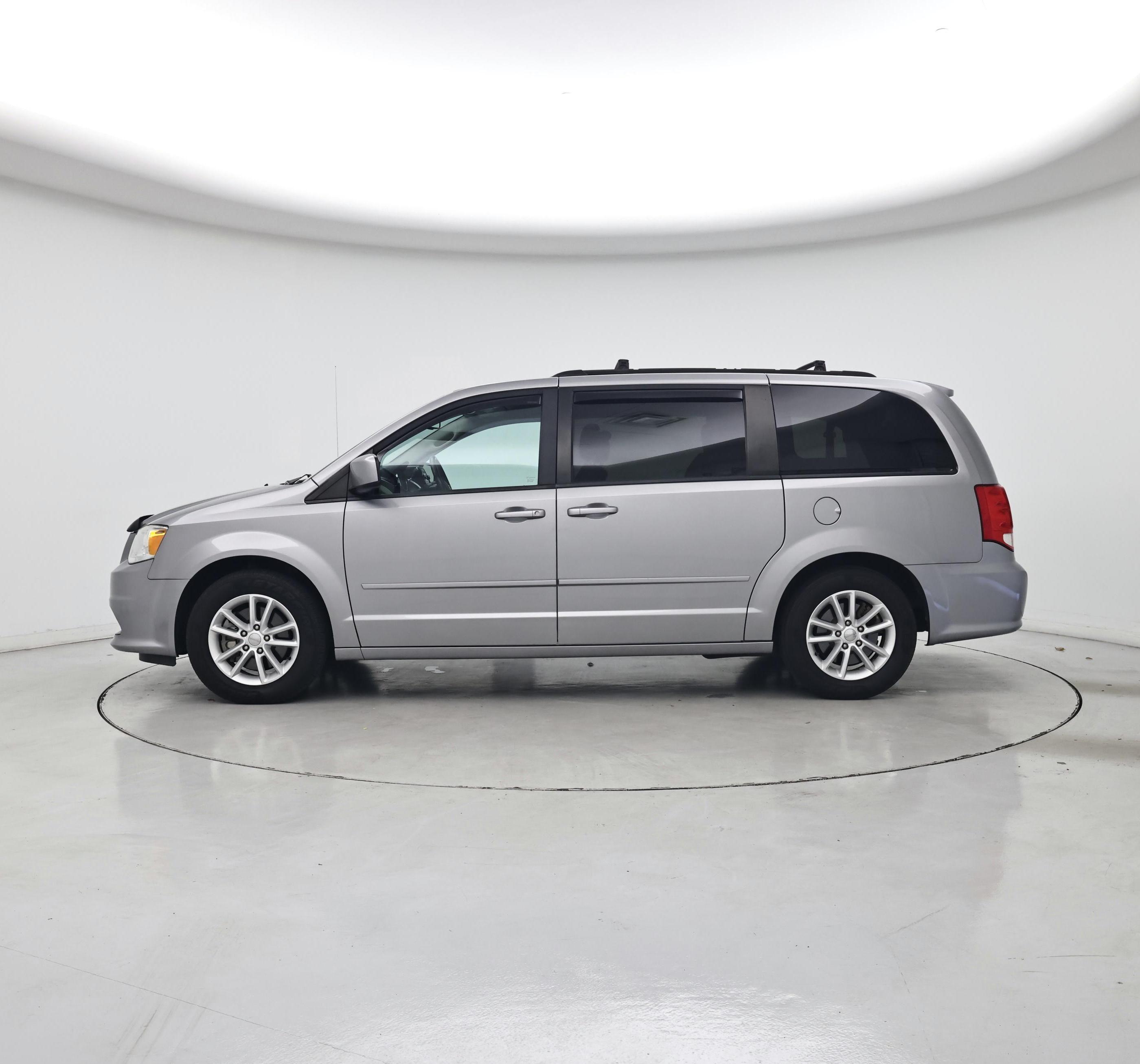 Thumbnail: 2016 Dodge Grand Caravan - 3