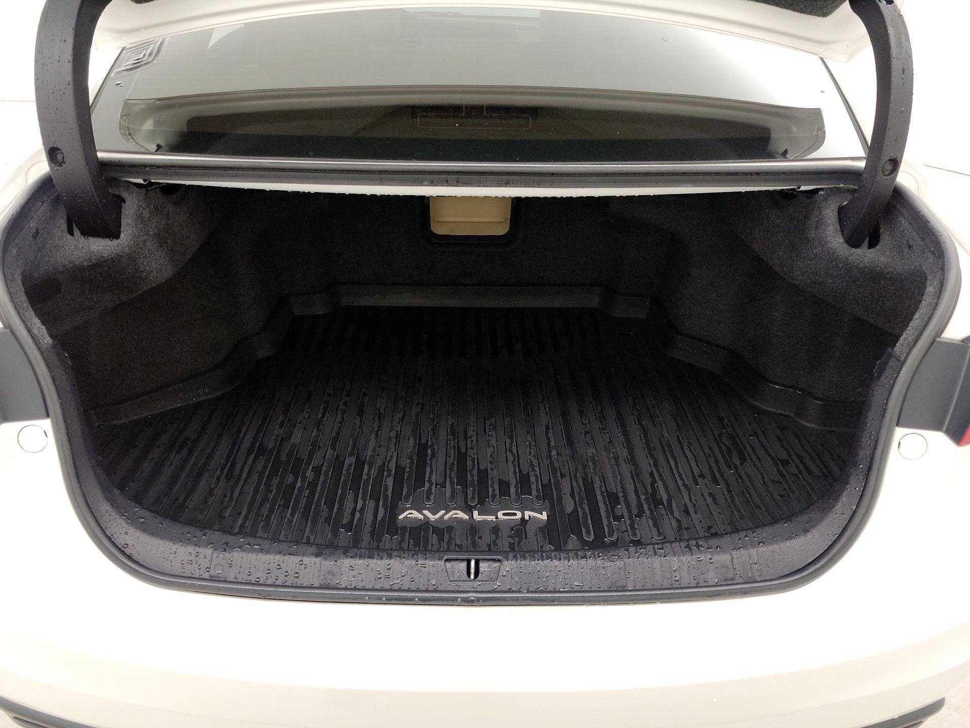 Thumbnail: 2014 Toyota Avalon - 20