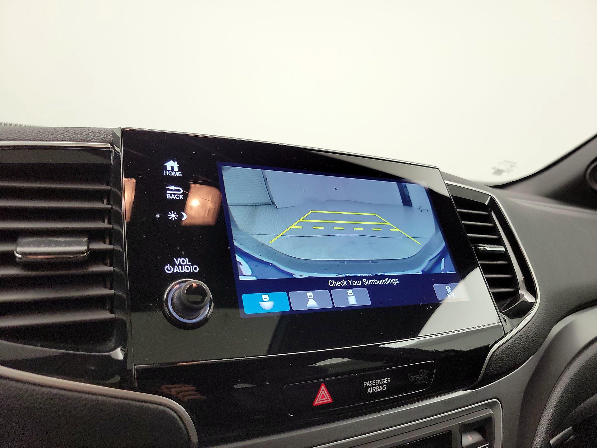 Thumbnail: 2019 Honda Passport - 14