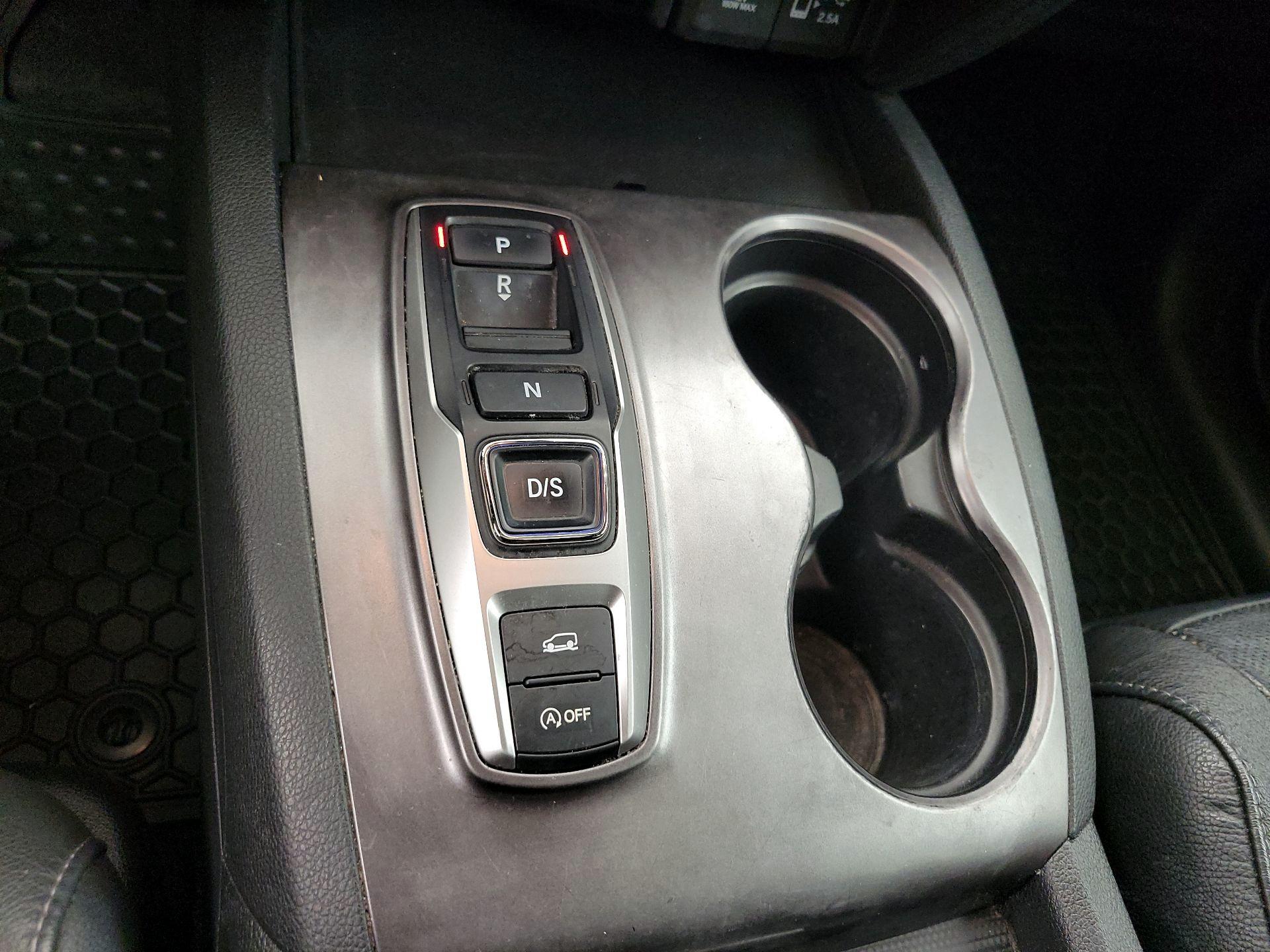 Thumbnail: 2019 Honda Passport - 17