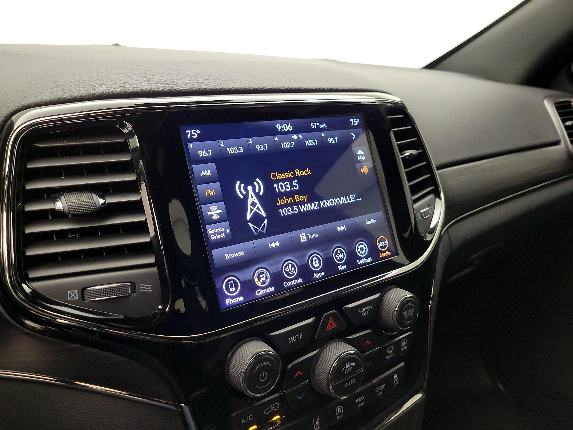 Thumbnail: 2019 Jeep Grand Cherokee - 16