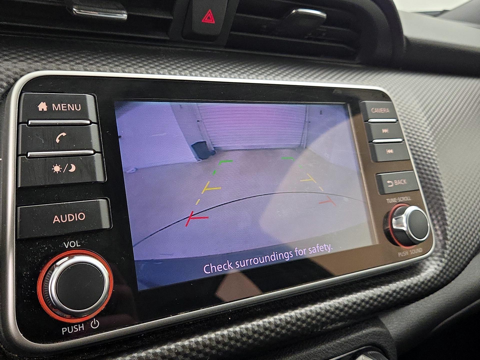 Thumbnail: 2018 Nissan Kicks - 14