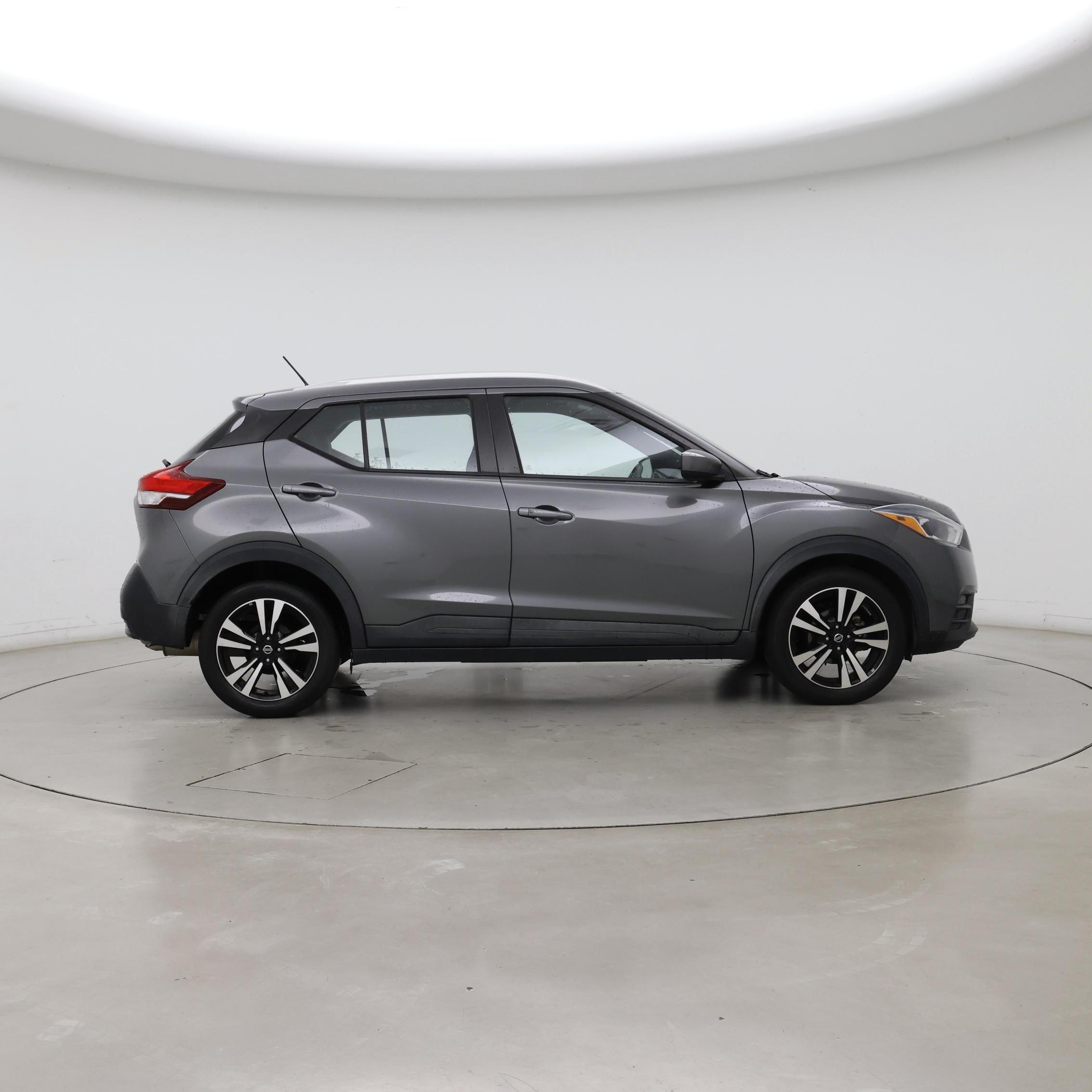 Thumbnail: 2018 Nissan Kicks - 7