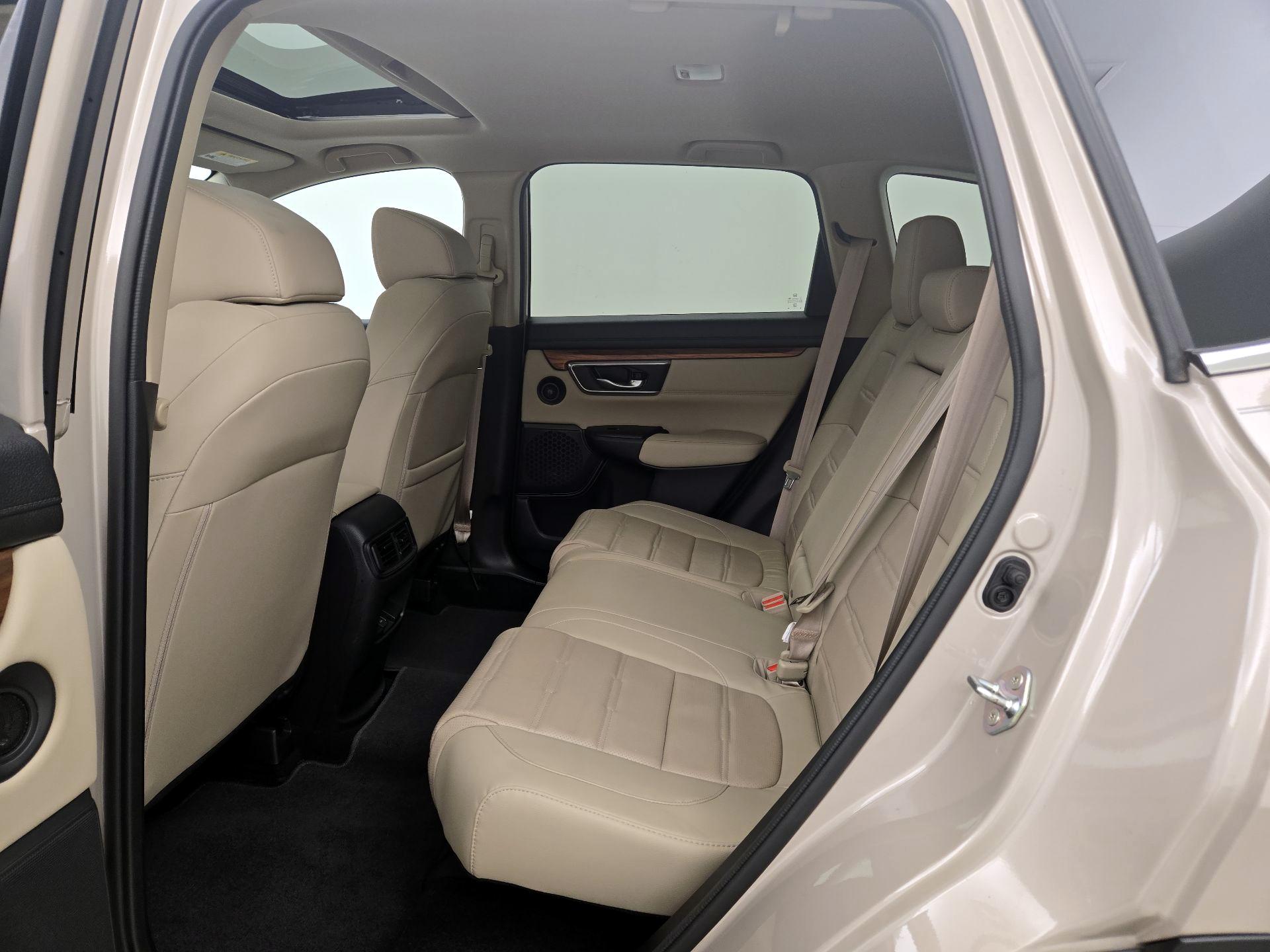 Thumbnail: 2019 Honda CR-V - 20