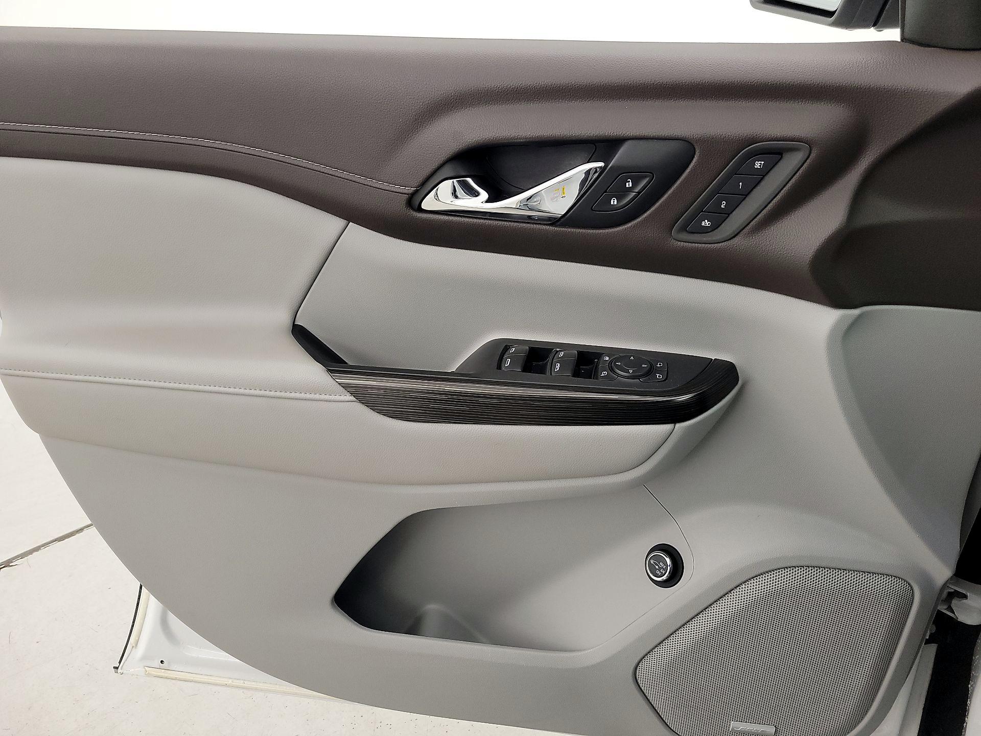 Thumbnail: 2021 GMC Acadia - 12