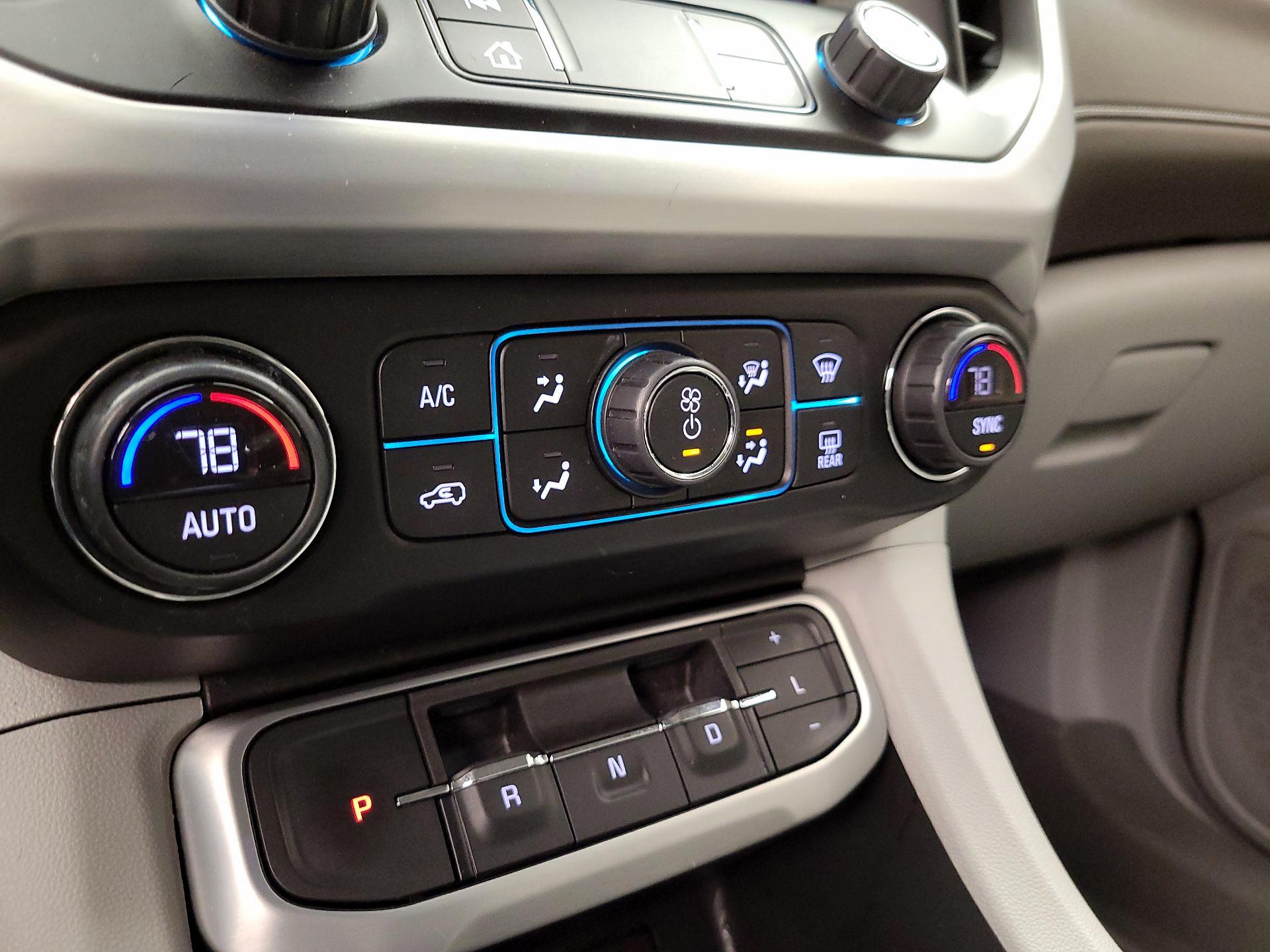 Thumbnail: 2021 GMC Acadia - 17