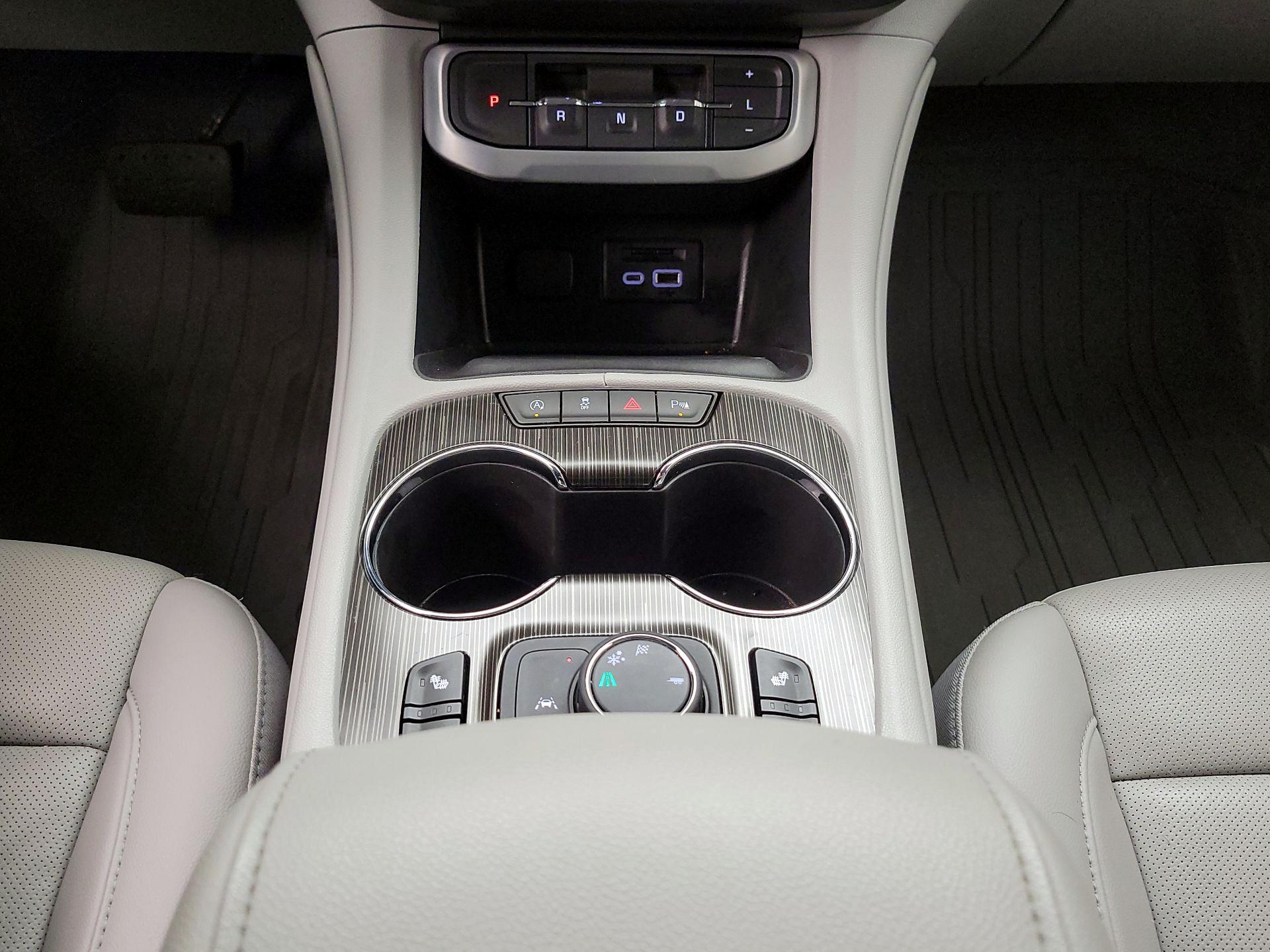 Thumbnail: 2021 GMC Acadia - 18