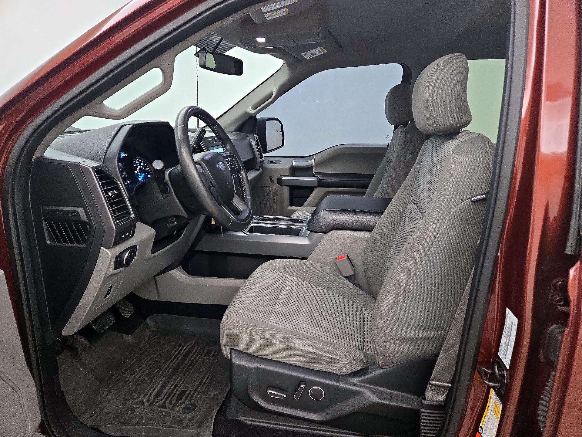 Thumbnail: 2017 Ford F-150 - 11