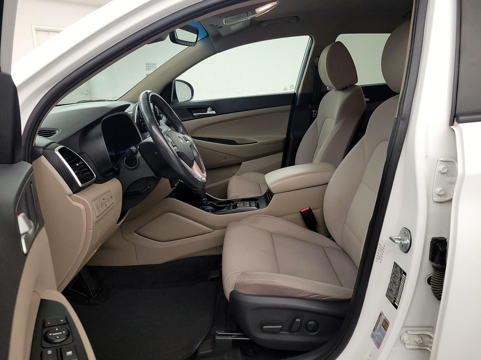 Thumbnail: 2020 Hyundai Tucson - 11