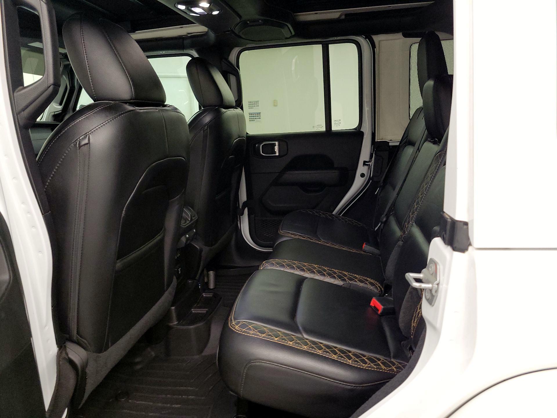 Thumbnail: 2020 Jeep Wrangler - 20