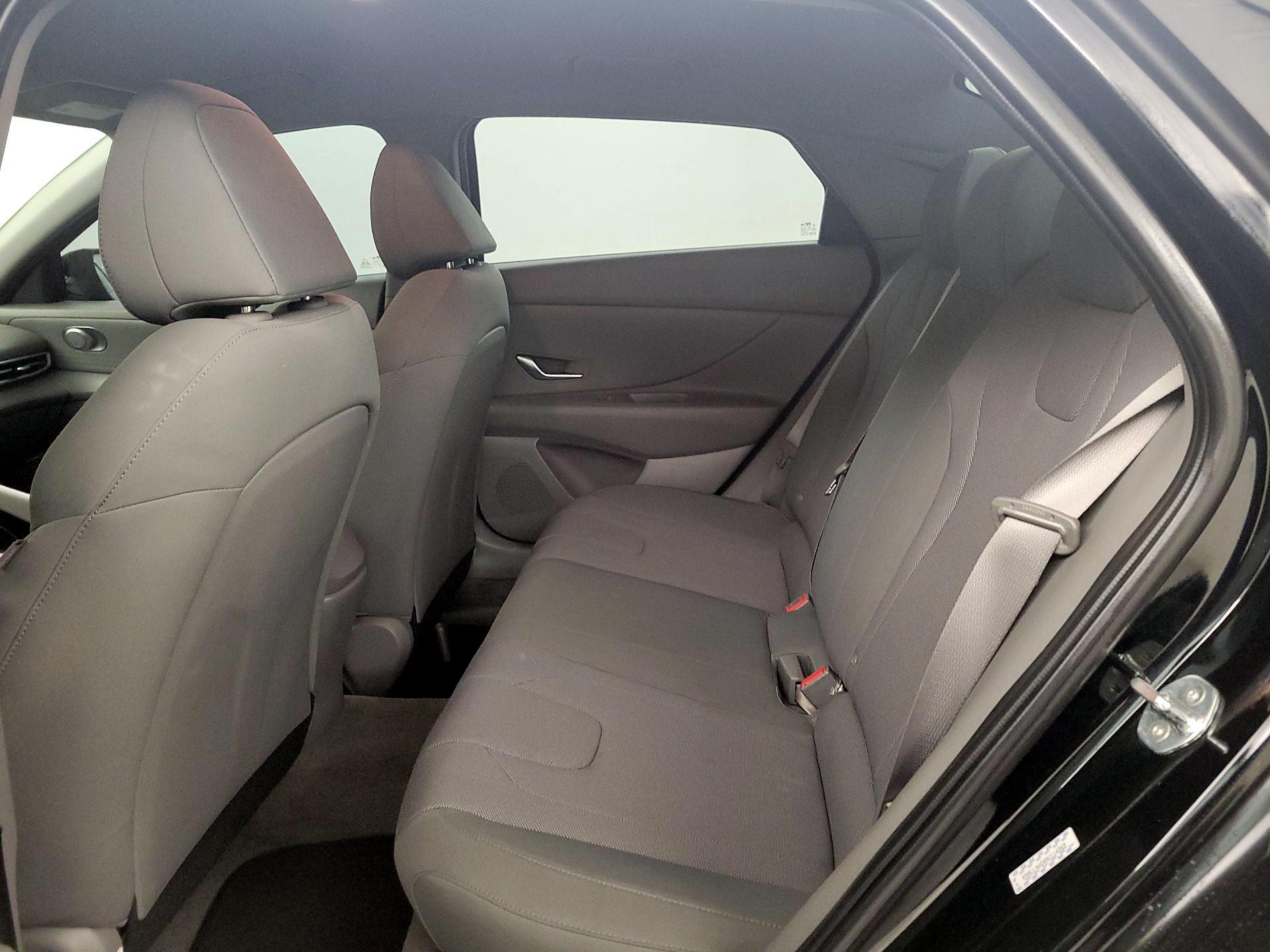 Thumbnail: 2021 Hyundai Elantra - 19