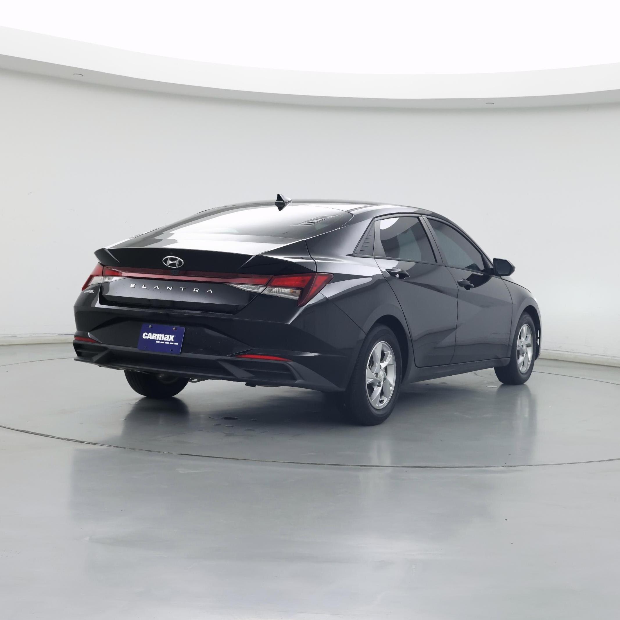 Thumbnail: 2021 Hyundai Elantra - 8