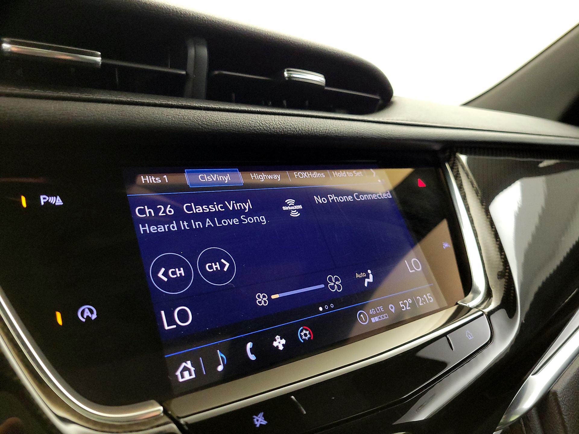 Thumbnail: 2022 Cadillac XT6 - 15