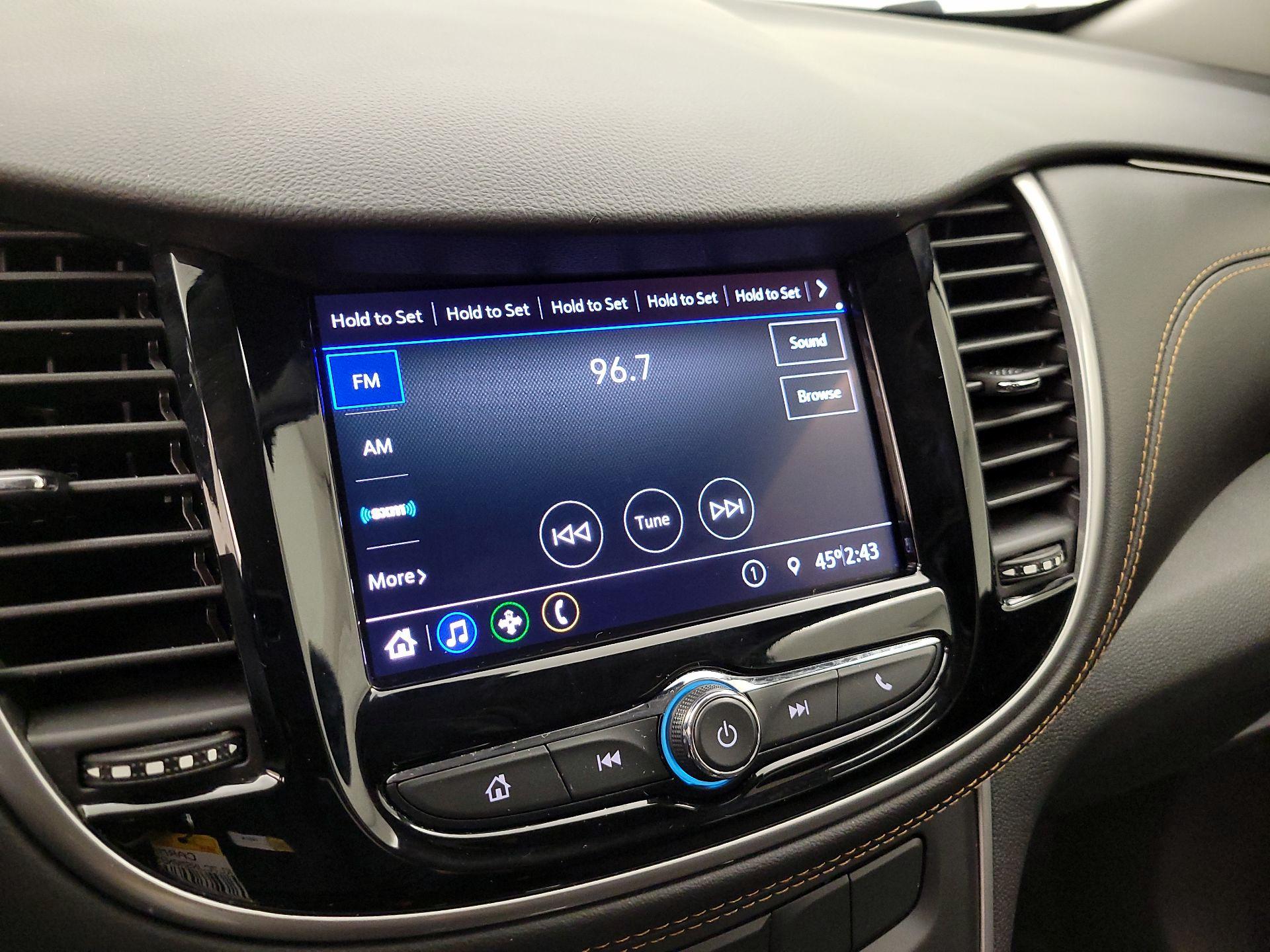 Thumbnail: 2022 Chevrolet Trax - 15