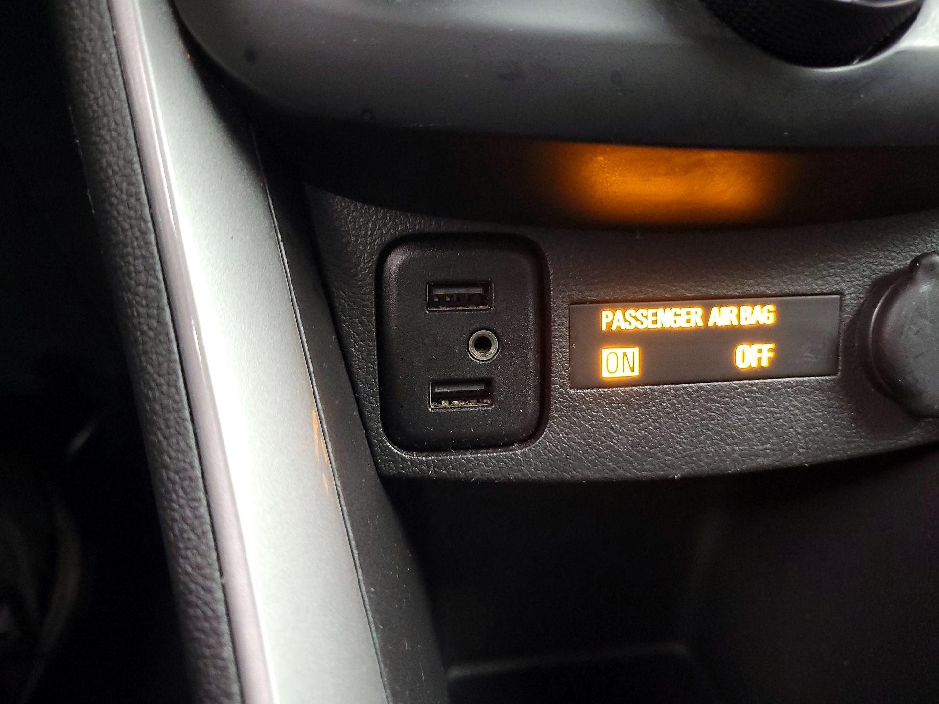 Thumbnail: 2022 Chevrolet Trax - 18