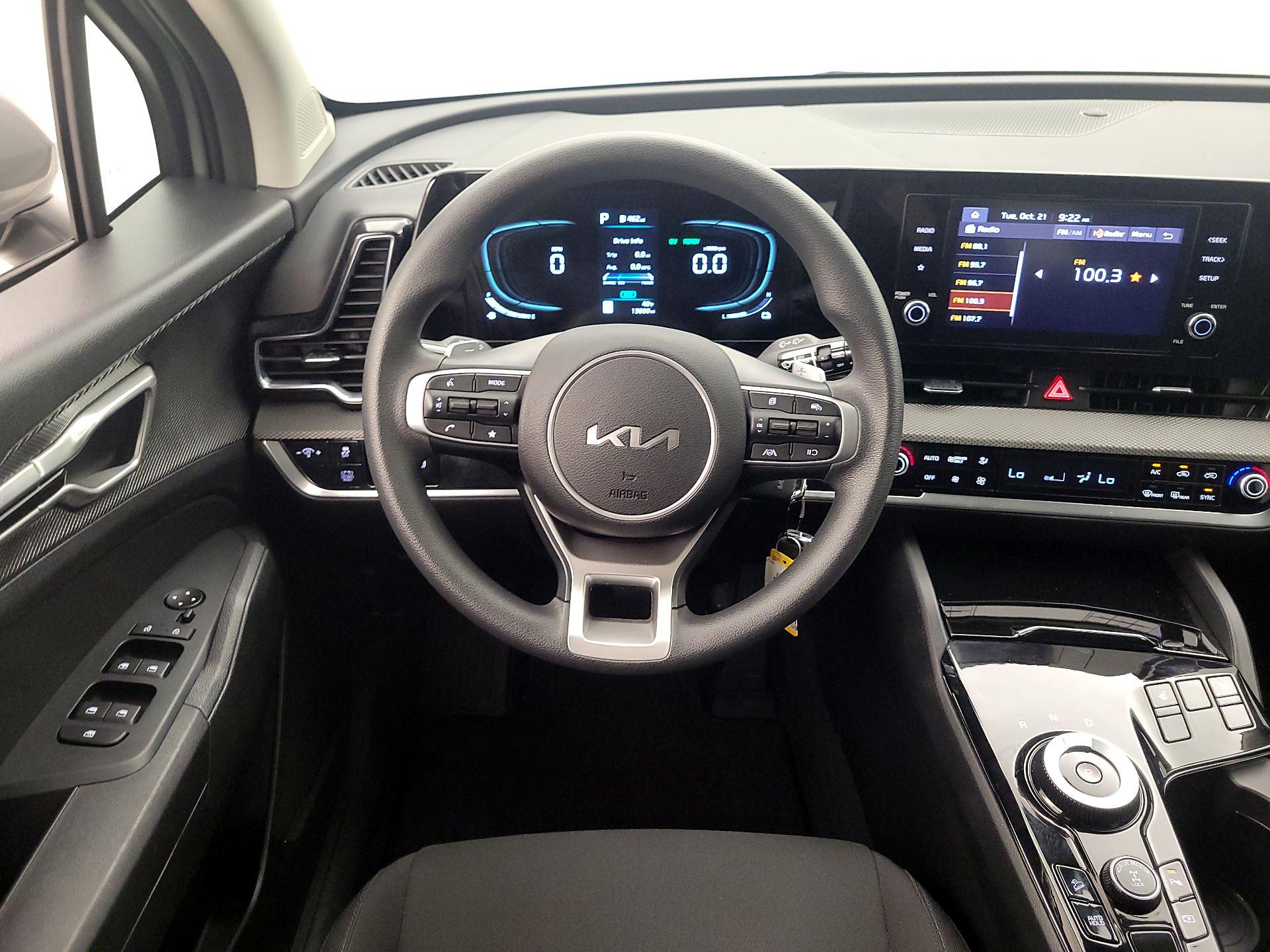 Thumbnail: 2023 Kia Sportage - 10