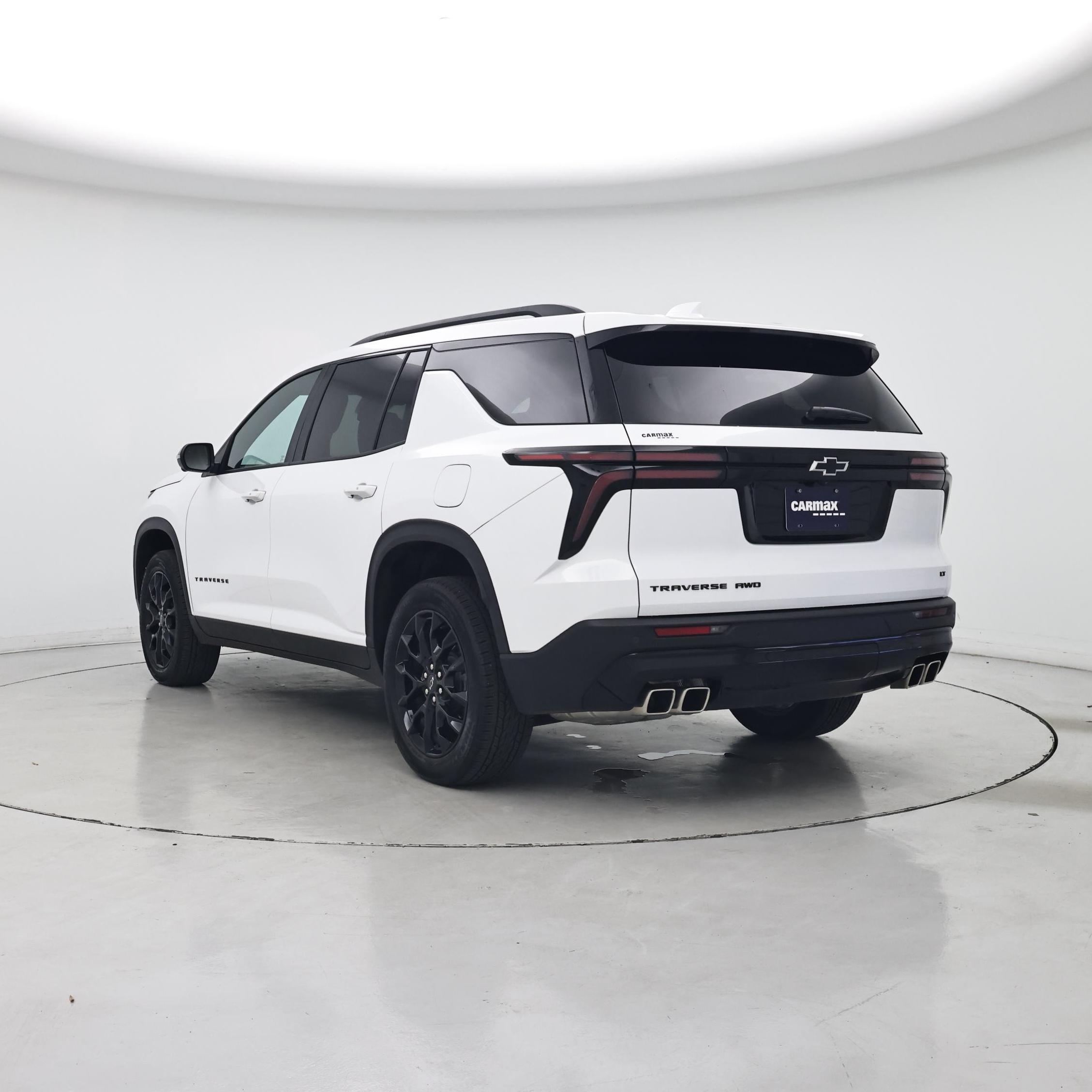 Thumbnail: 2024 Chevrolet Traverse - 2