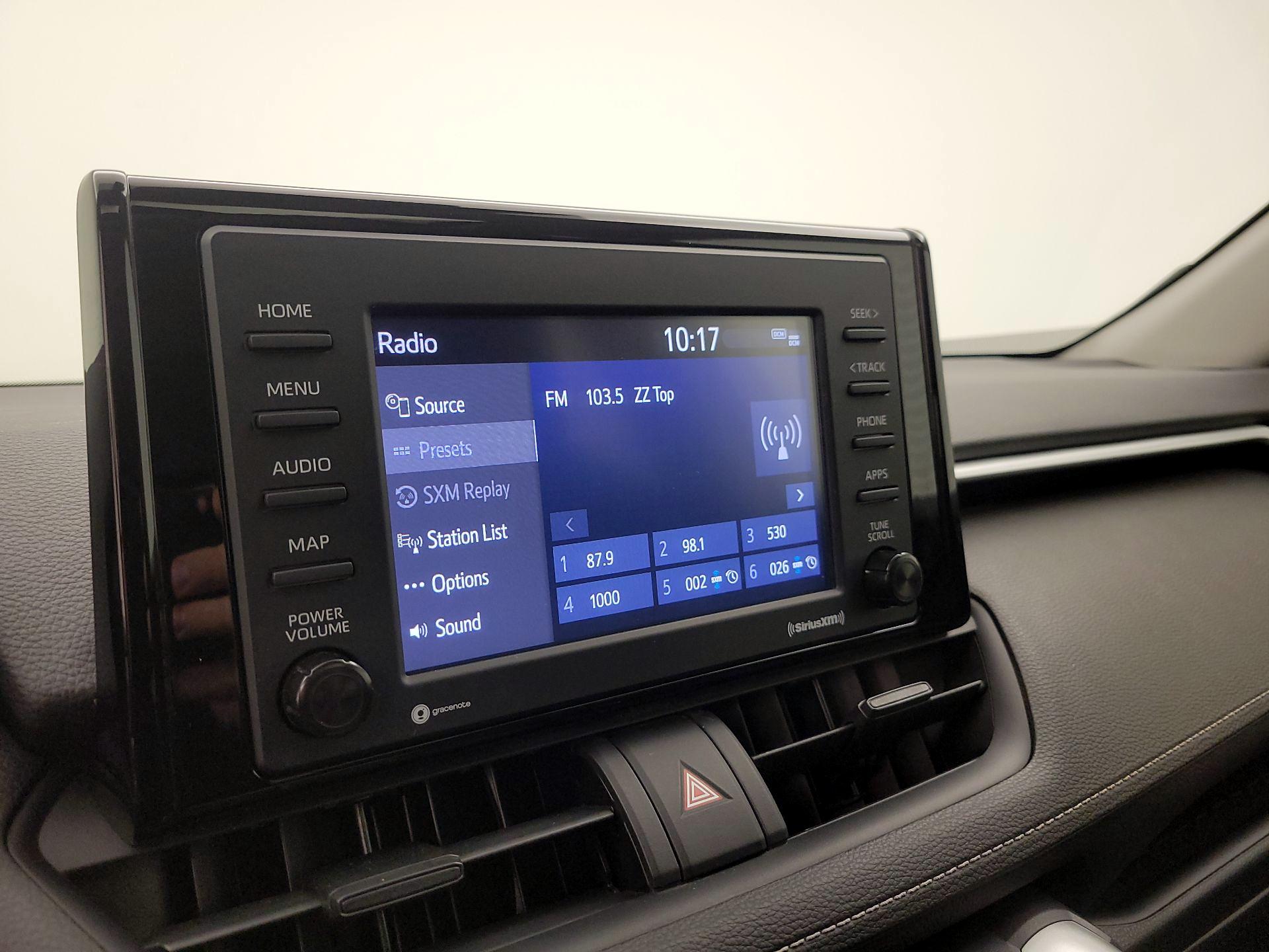 Thumbnail: 2020 Toyota RAV4 - 15