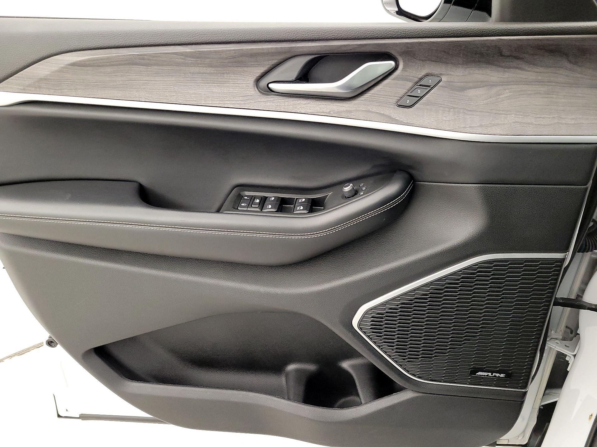 Thumbnail: 2021 Jeep Grand Cherokee L - 12