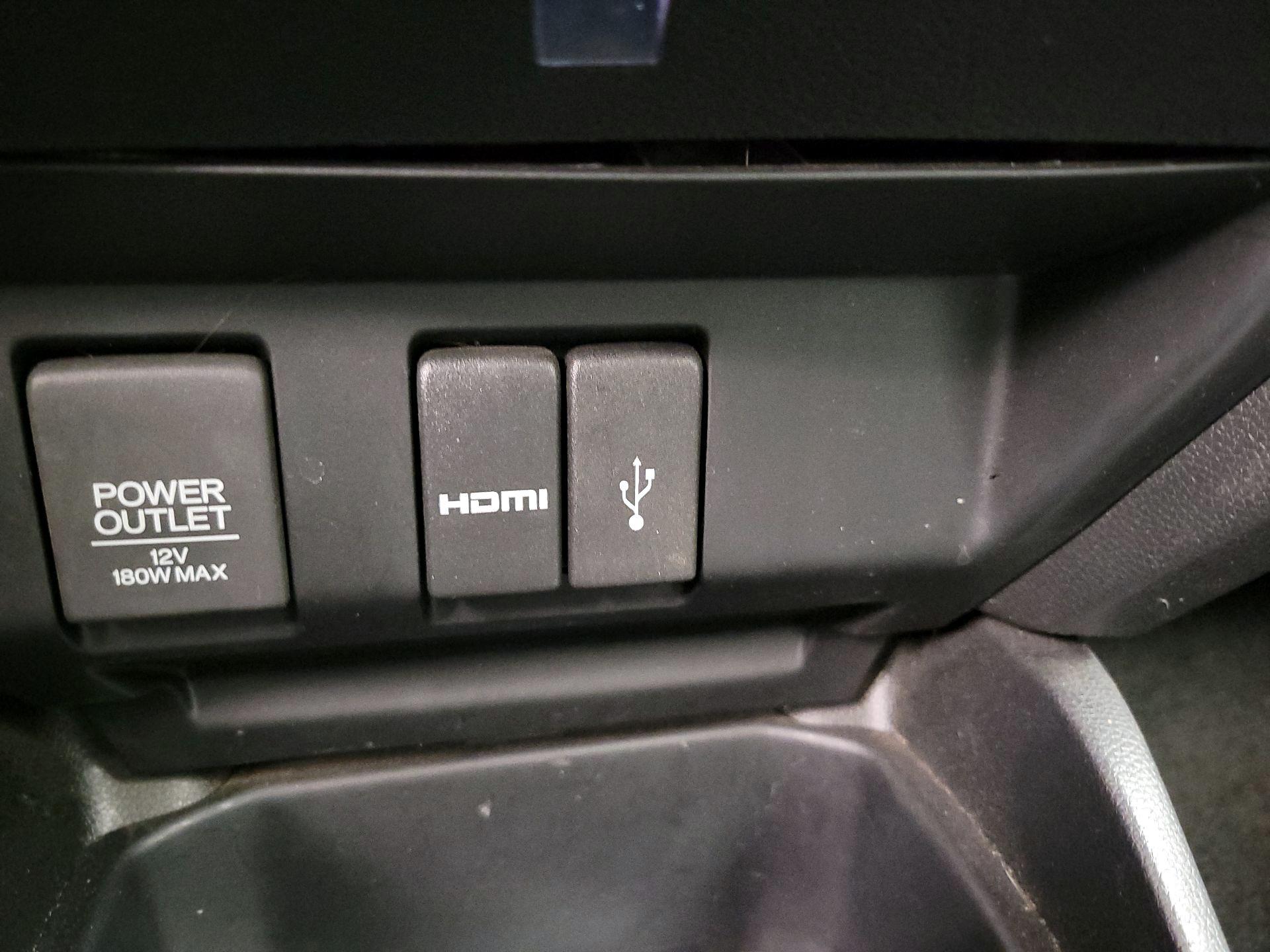 Thumbnail: 2015 Honda Fit - 18