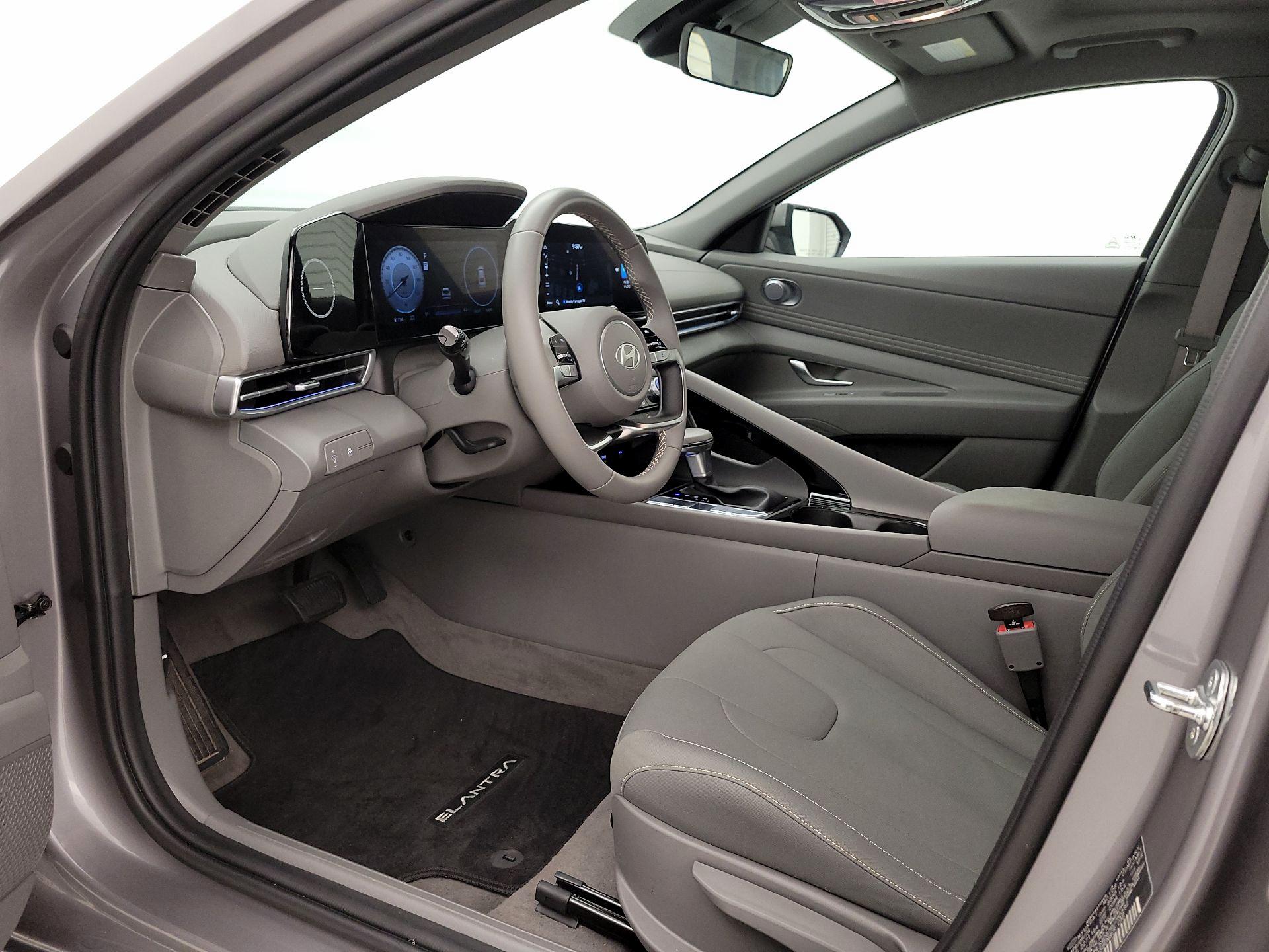 Thumbnail: 2024 Hyundai Elantra - 11