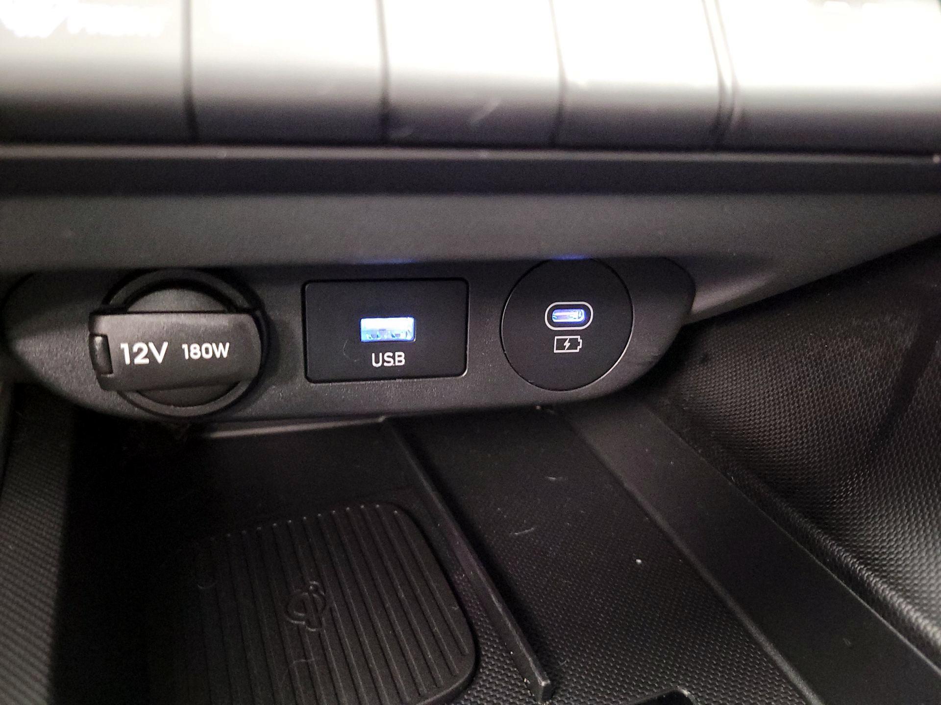 Thumbnail: 2024 Hyundai Elantra - 19