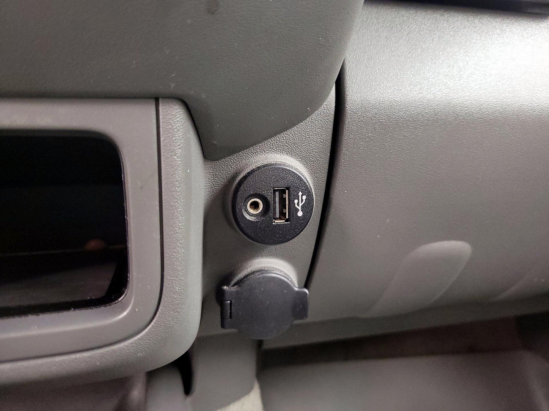 Thumbnail: 2017 Nissan Frontier - 17