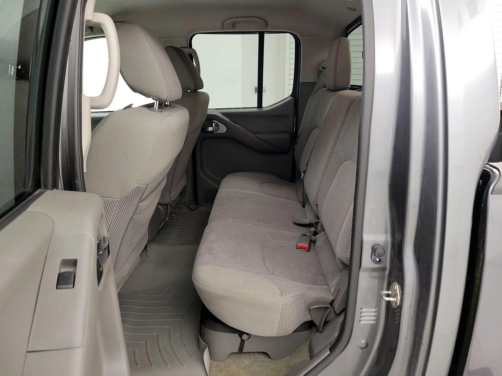 Thumbnail: 2017 Nissan Frontier - 18