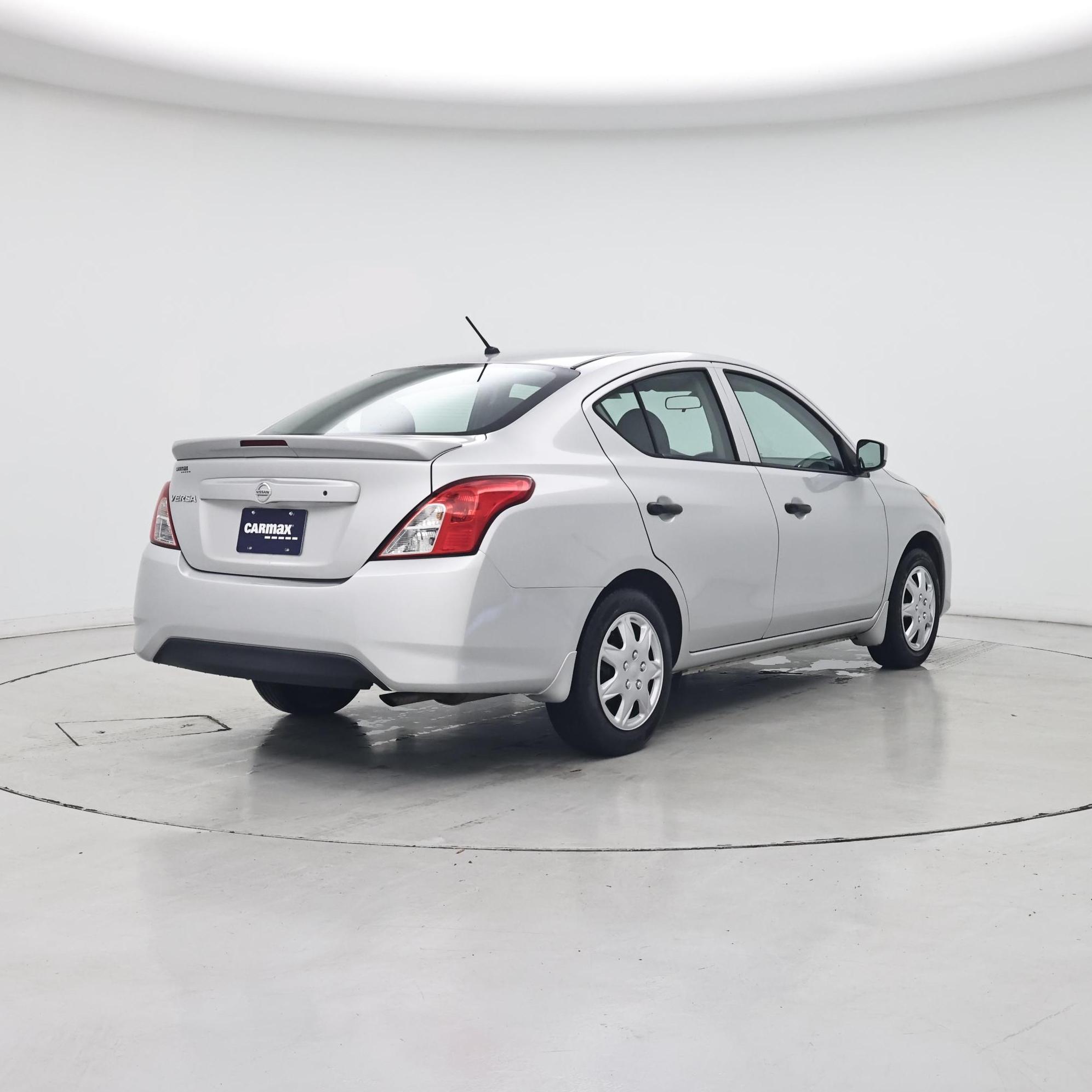 Thumbnail: 2017 Nissan Versa - 8