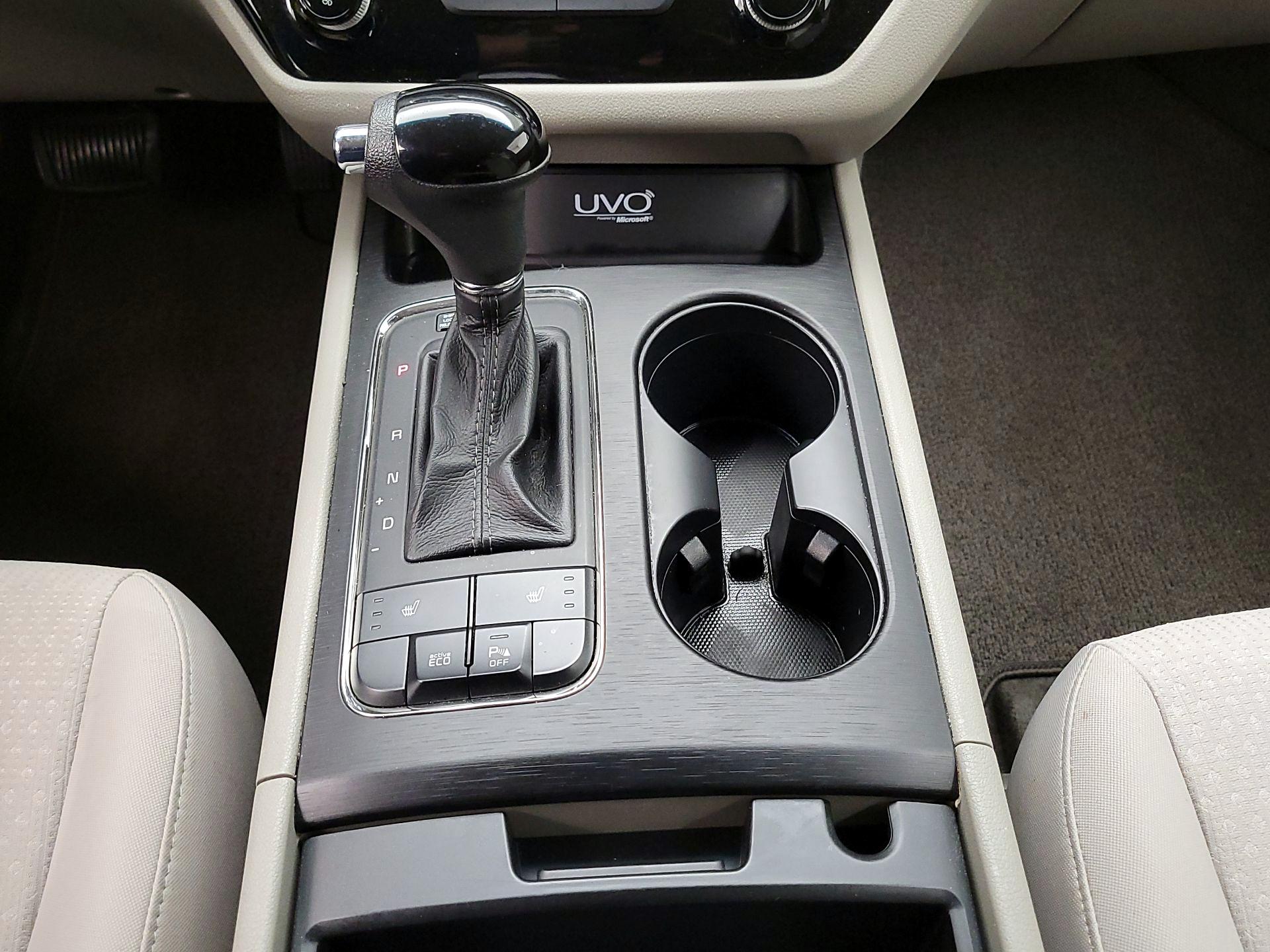 Thumbnail: 2016 Kia Sedona - 18