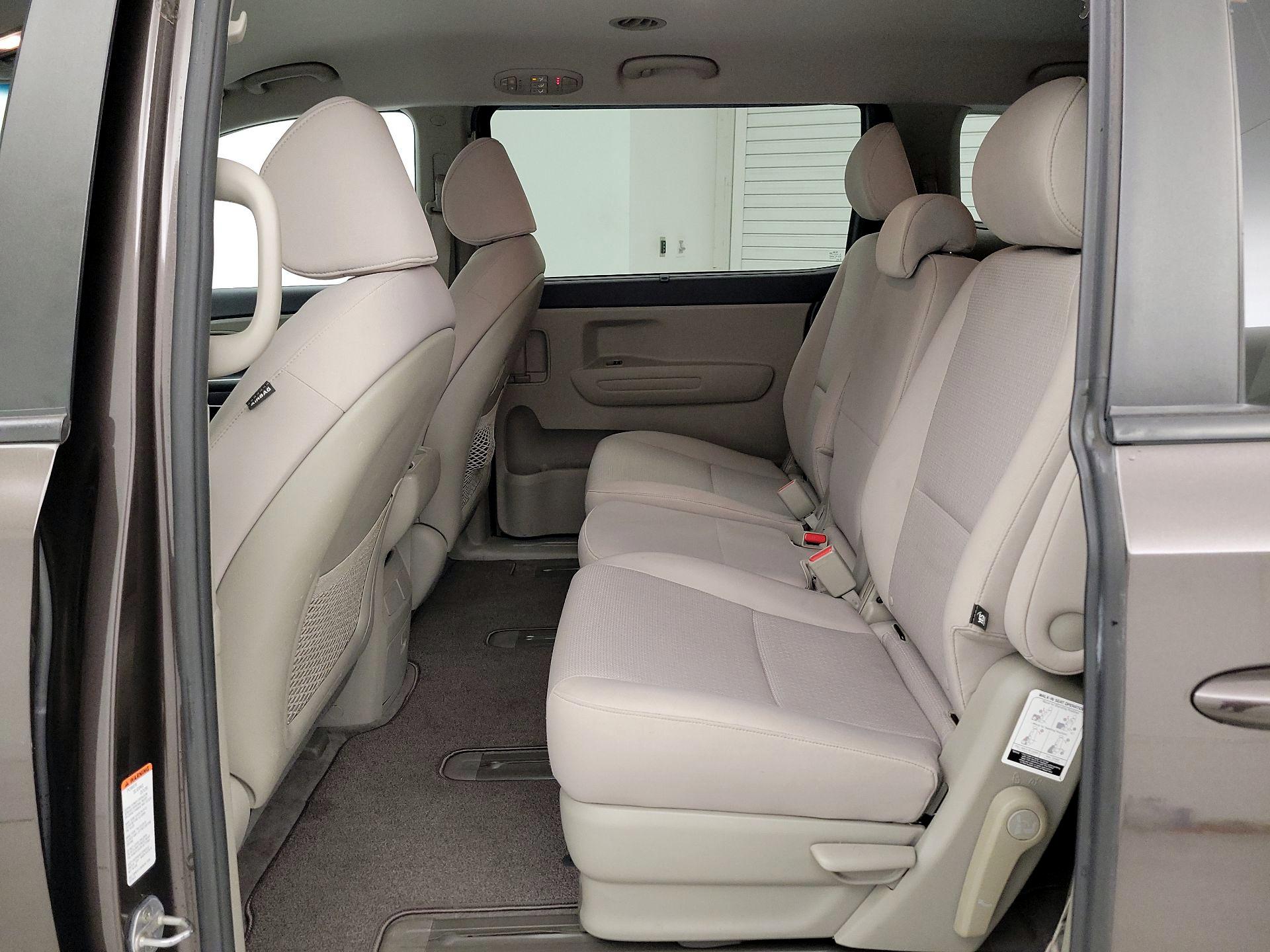 Thumbnail: 2016 Kia Sedona - 20