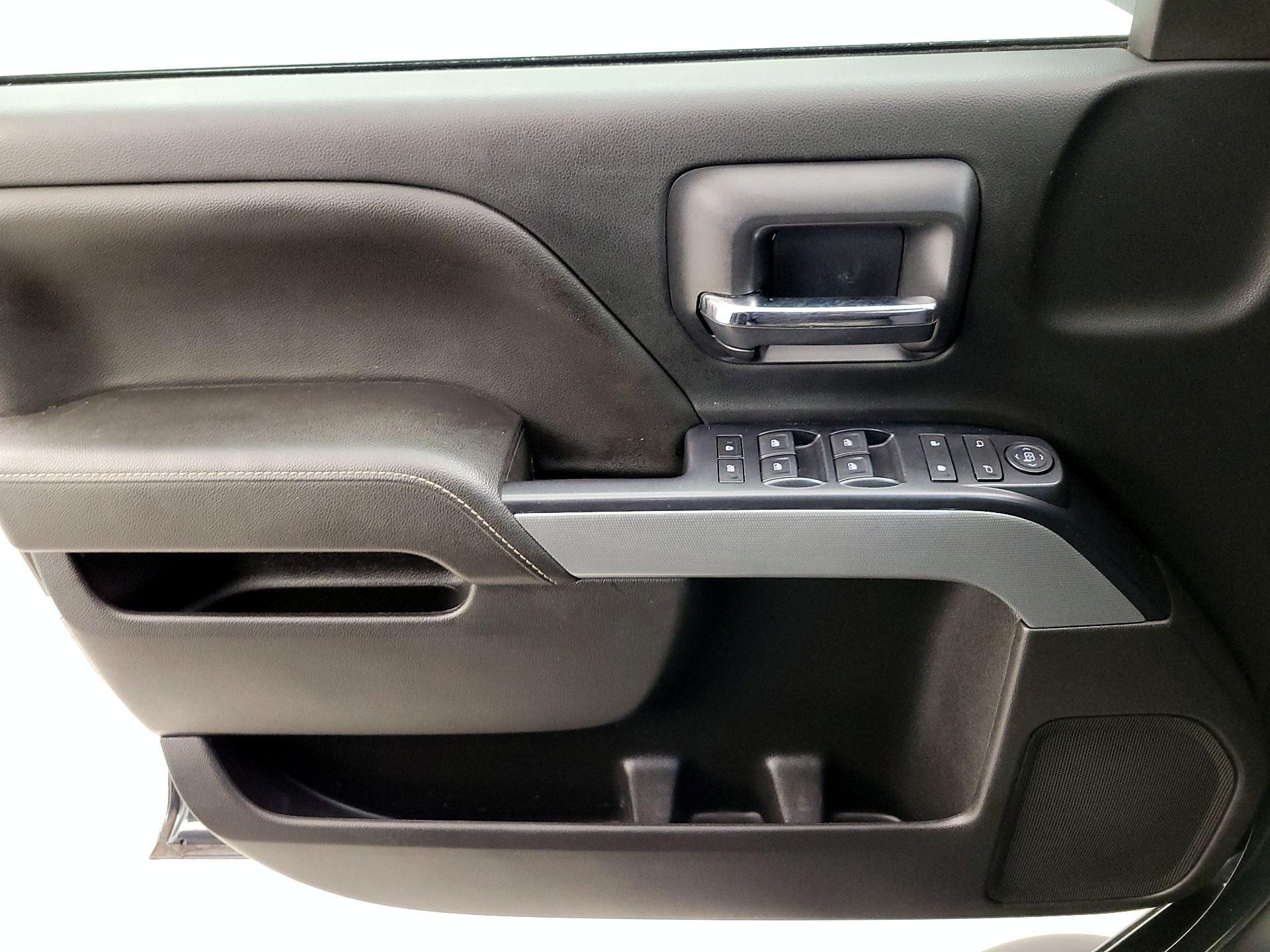 Thumbnail: 2017 Chevrolet Silverado 1500 - 12