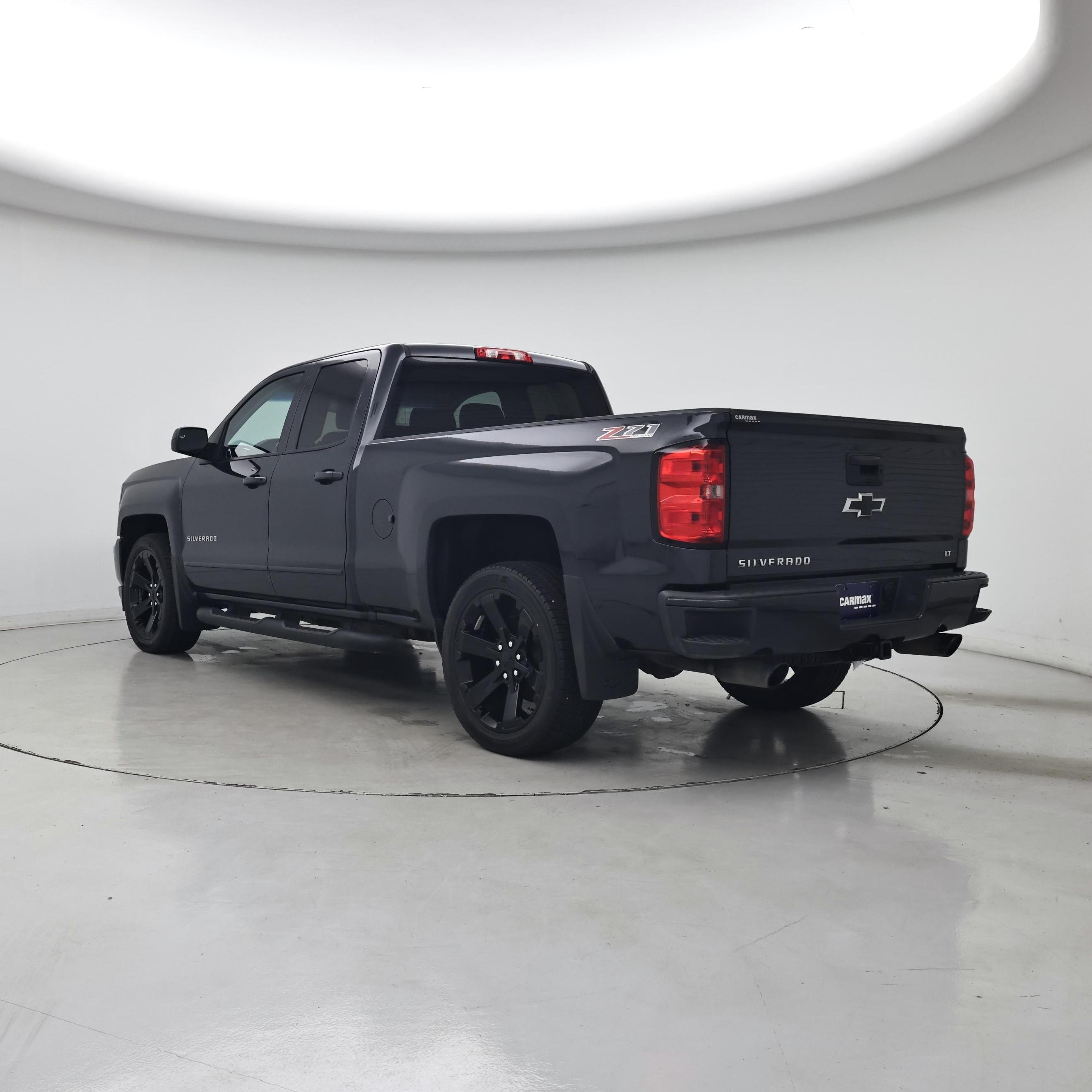 Thumbnail: 2017 Chevrolet Silverado 1500 - 2