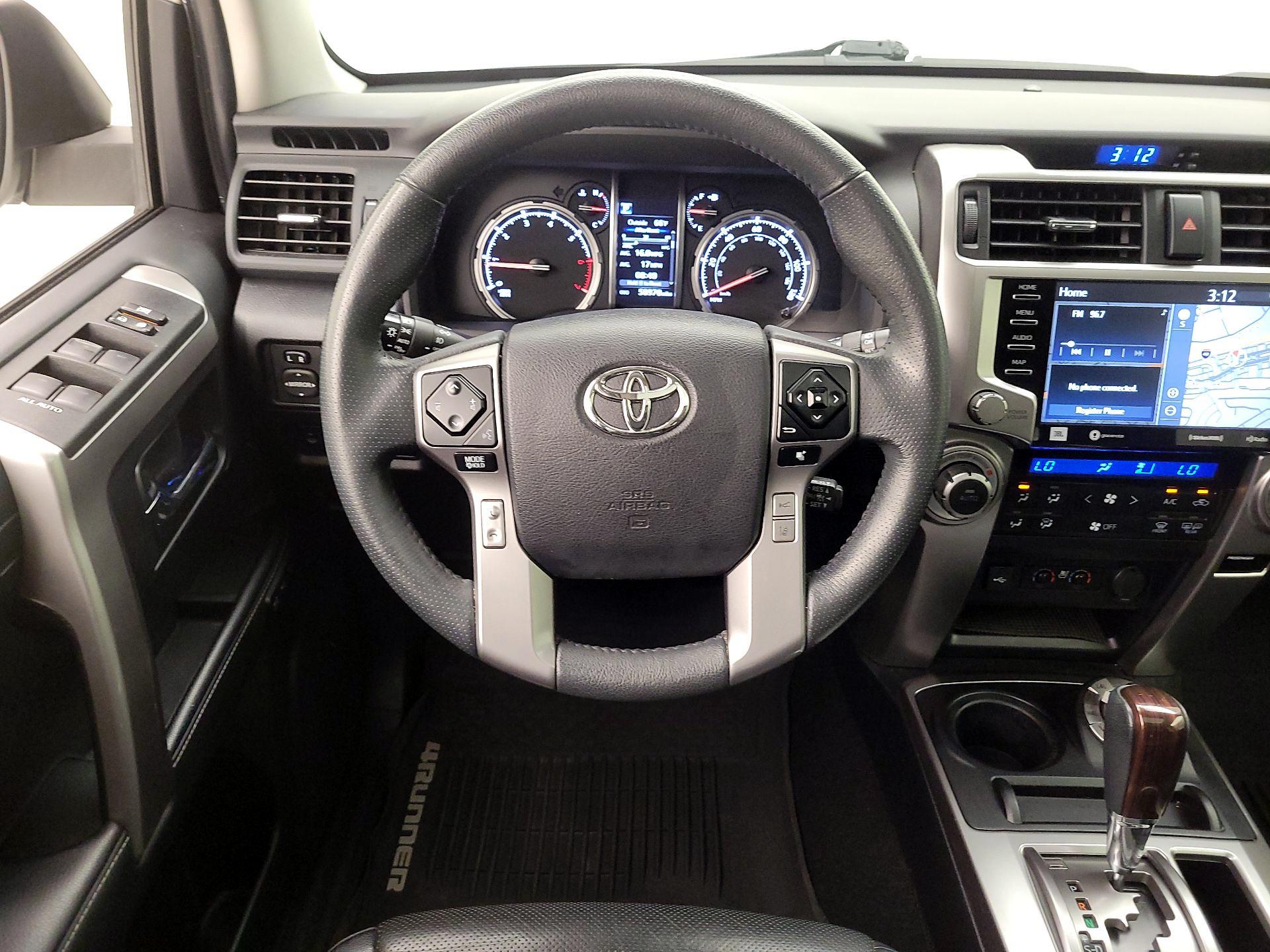 Thumbnail: 2020 Toyota 4Runner - 10