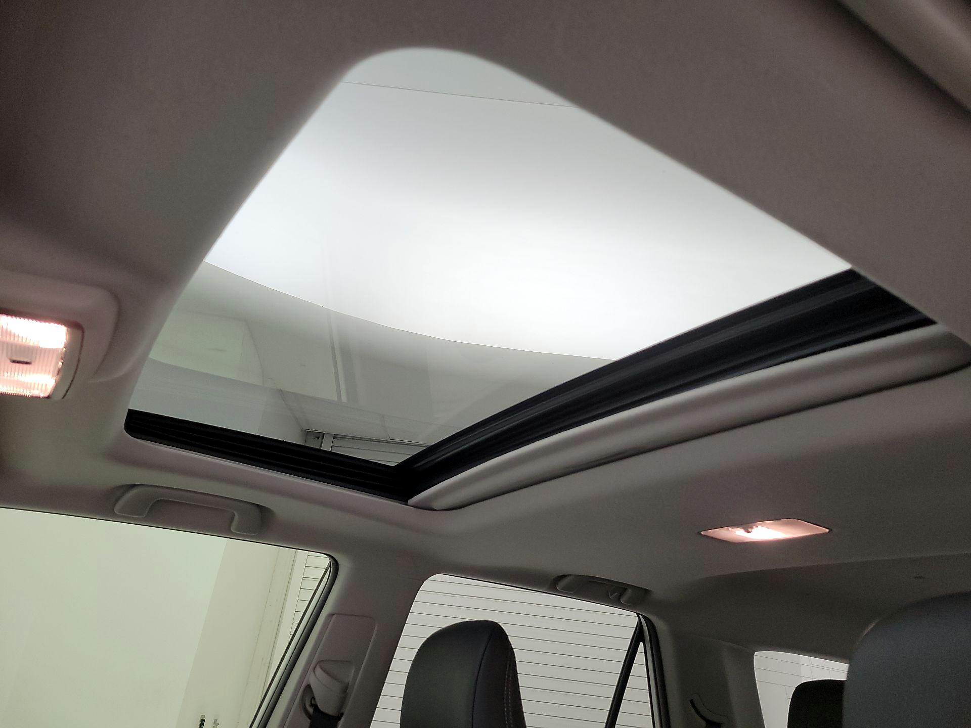 Thumbnail: 2020 Toyota 4Runner - 20