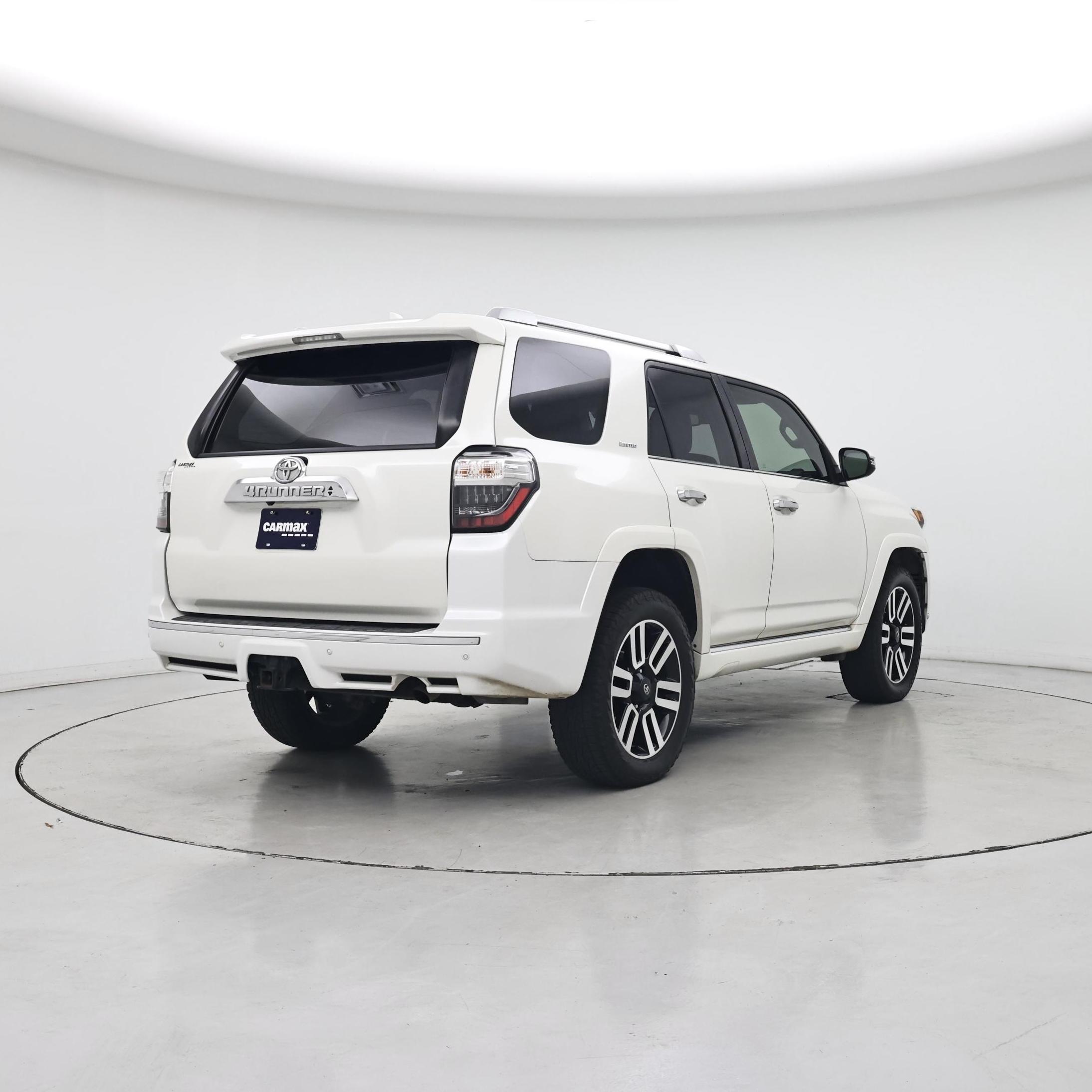 Thumbnail: 2020 Toyota 4Runner - 8