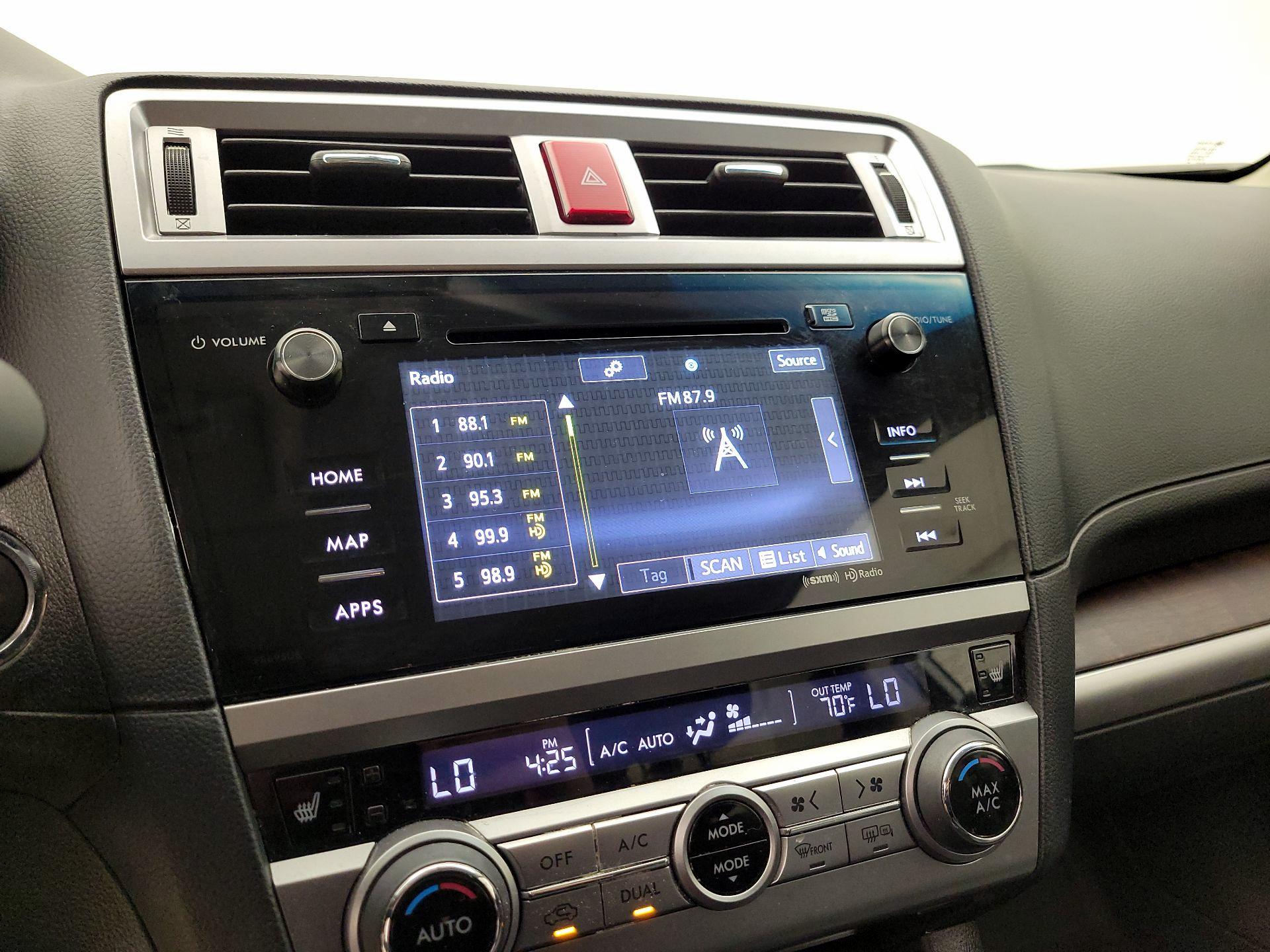 Thumbnail: 2016 Subaru Outback - 16