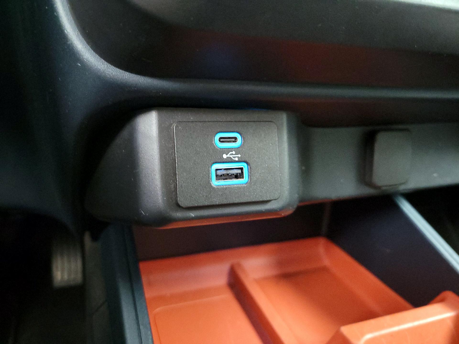 Thumbnail: 2022 Ford Maverick - 18