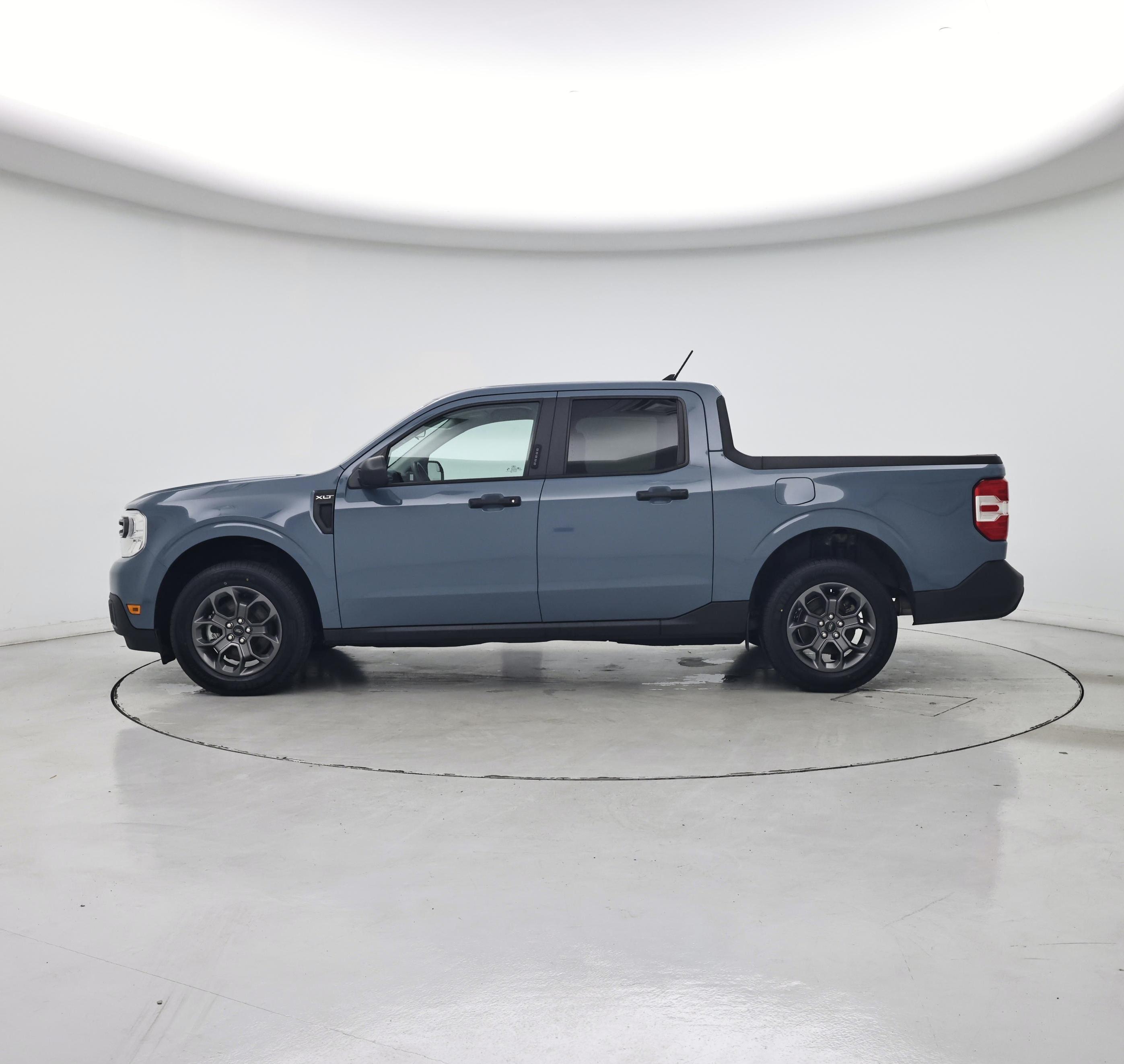 Thumbnail: 2022 Ford Maverick - 3