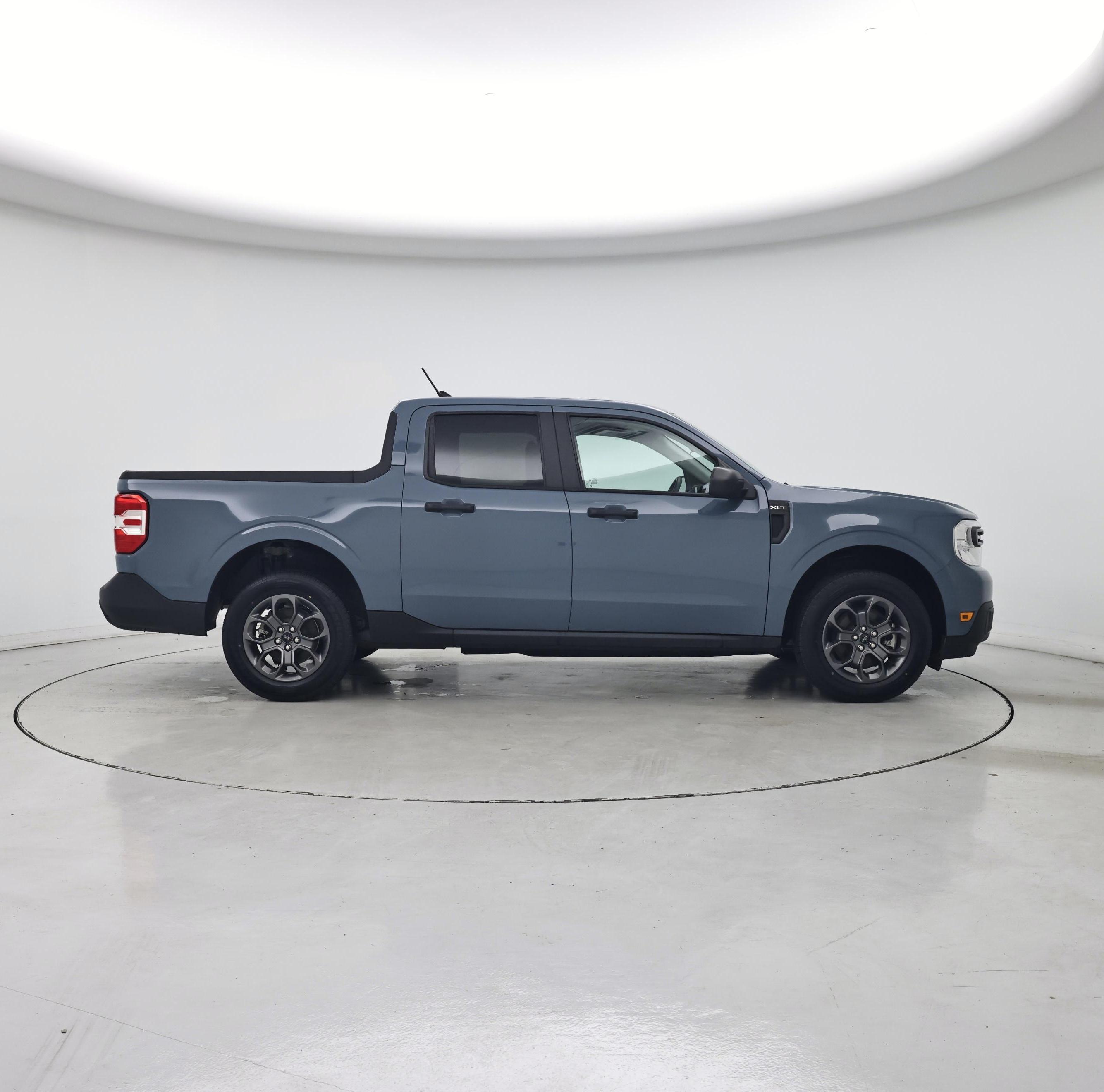 Thumbnail: 2022 Ford Maverick - 7